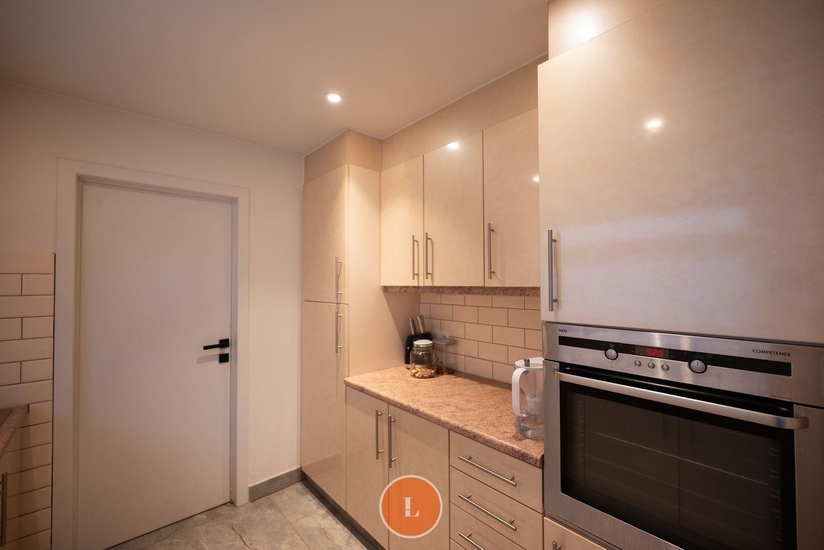 Instapklare woning vlakbij centrum Menen foto 6