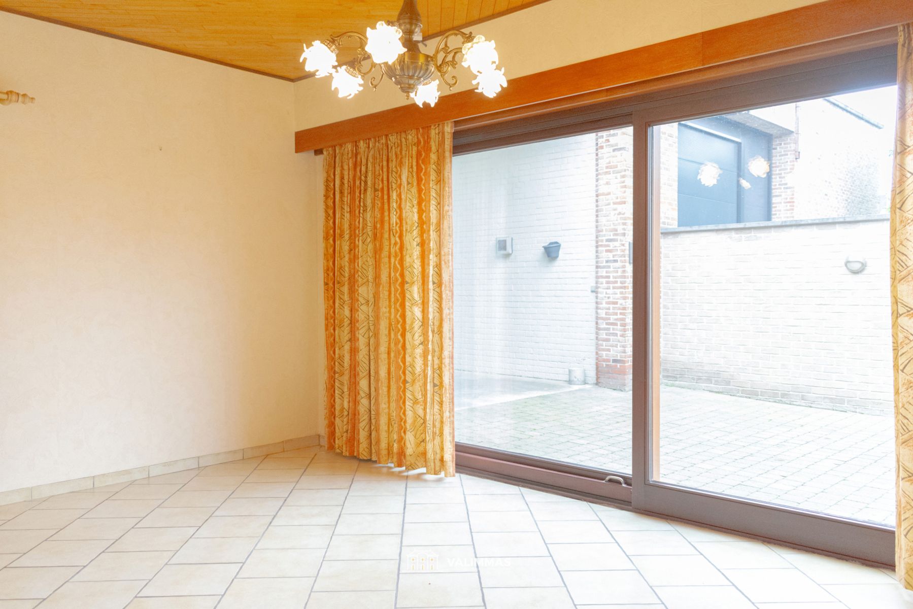 Zeer ruime (kangoeroe-)woning met parking en atelier/opslag foto 11