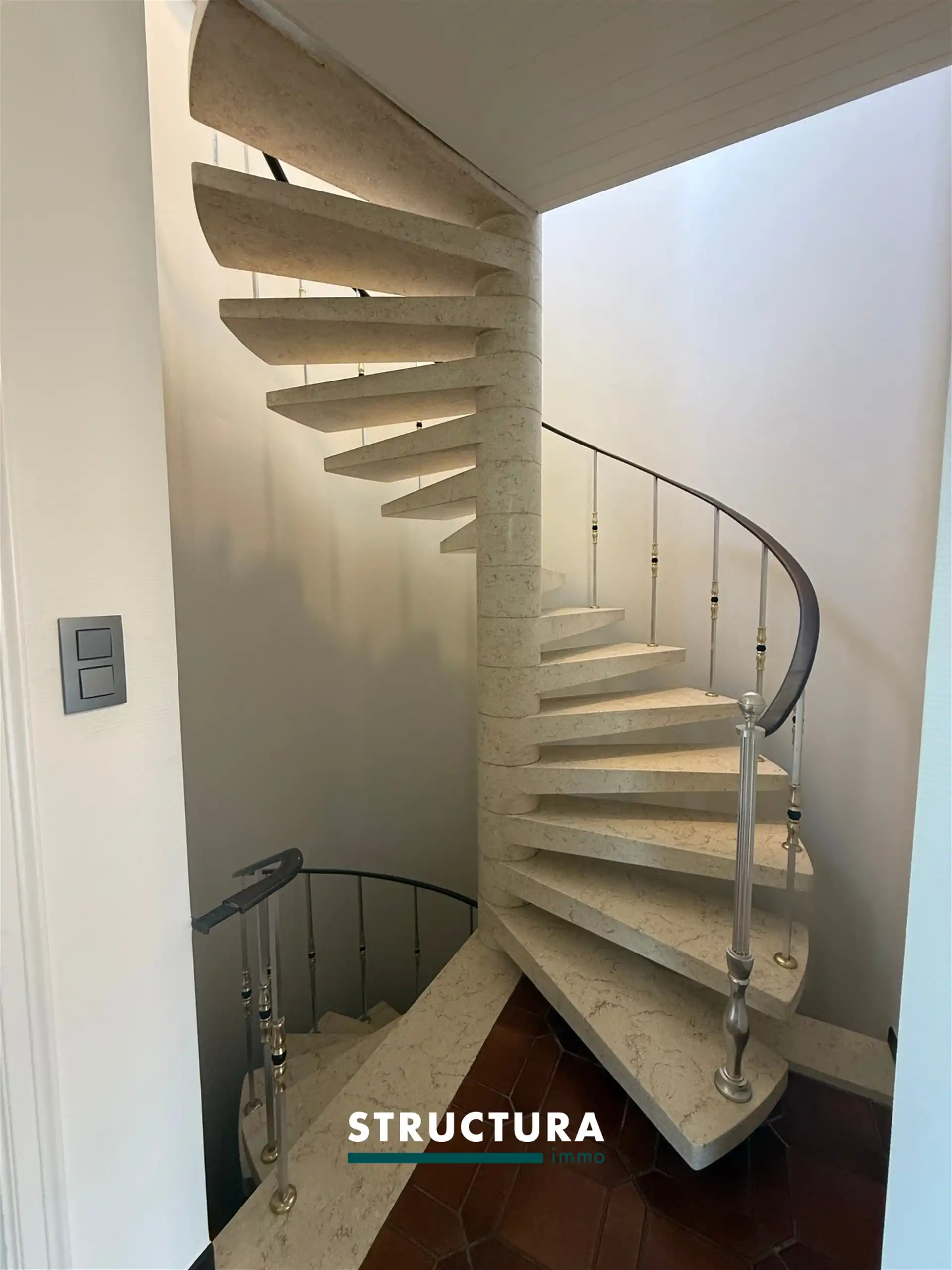 Woning met weide, piste en paardenstal voor 2 paarden foto 14