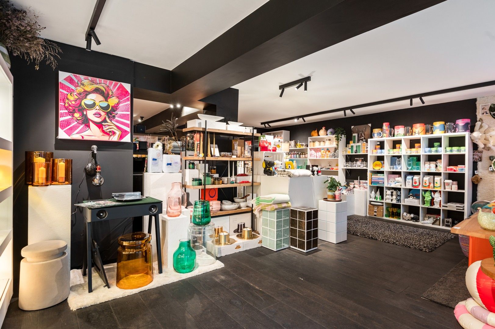 Commercieel gelijkvloers te huur met toplocatie in Brasschaat foto 3