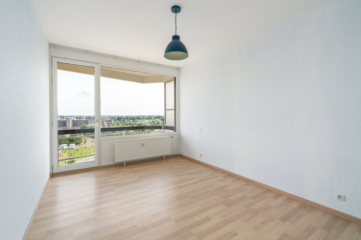 Prachtig doorlopend hoekappartement met zowel frontaal zeezicht als zicht op de polders foto 15