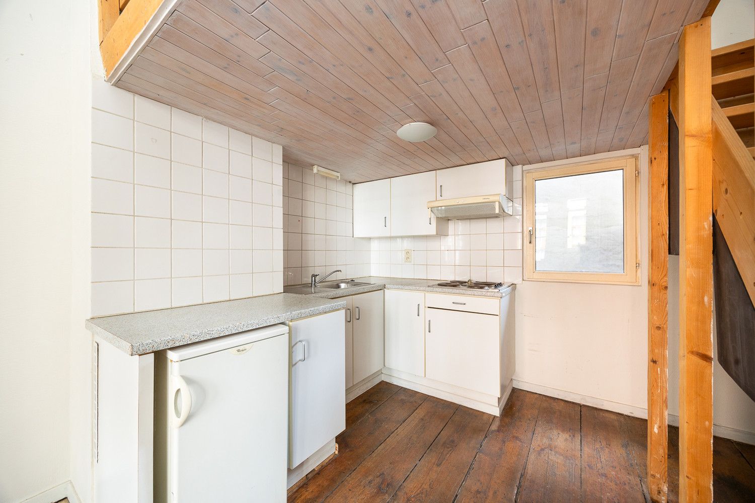 Te renoveren burgerwoning met ruime garage te Antwerpen-centrum foto 23