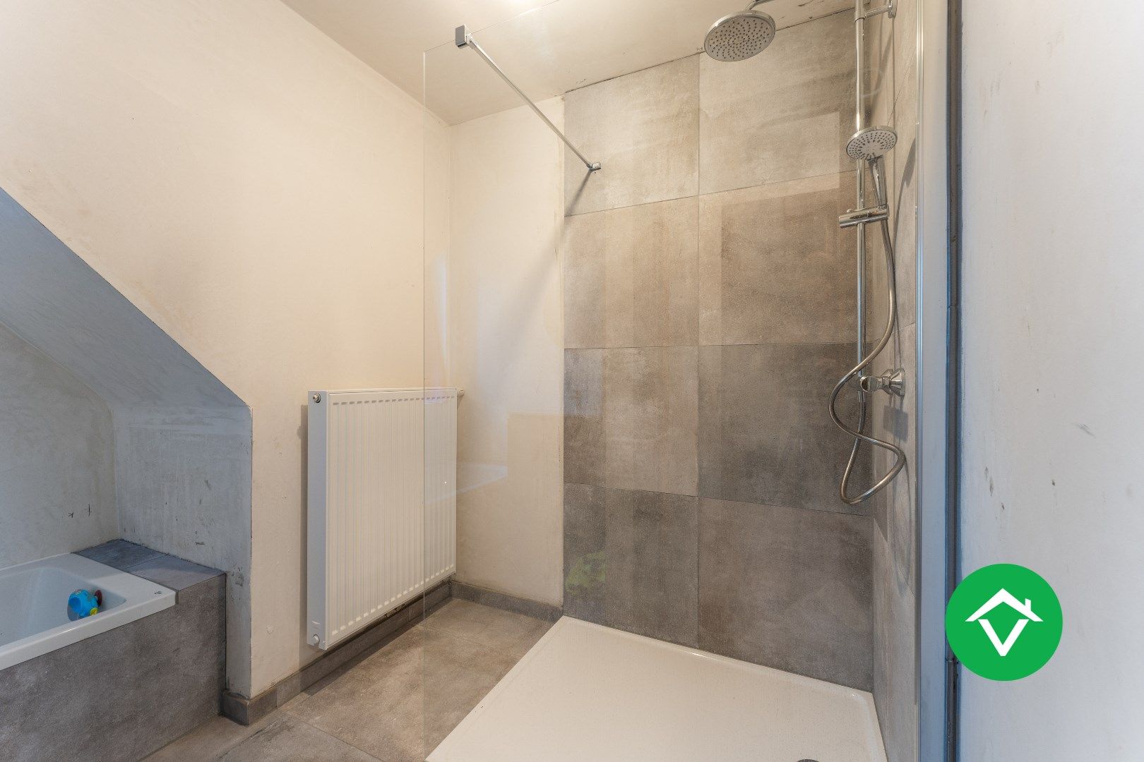 Recente nieuwbouwwoning met drie slaapkamers te Bovekerke foto 17