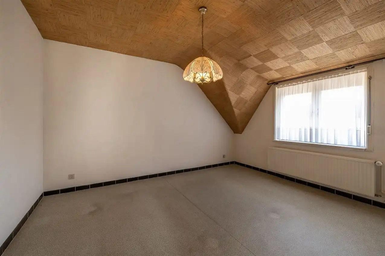 Degelijk woonhuis op topligging in Zichem op fietsafstand station foto 21