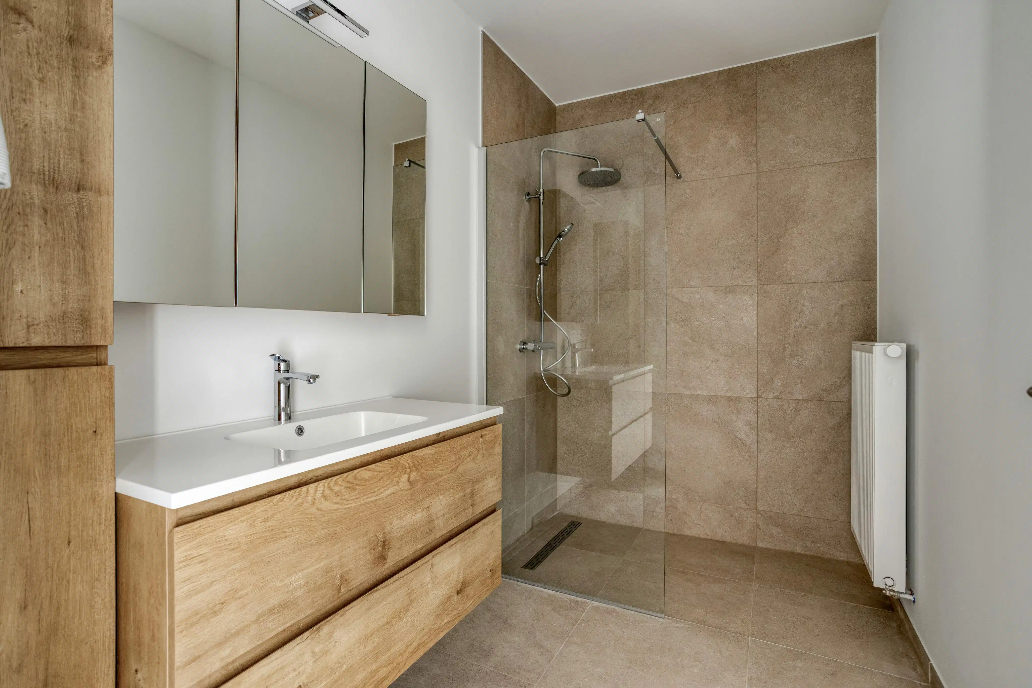 Ruim nieuwbouwappartement te koop in Emelgem, Izegem foto 10