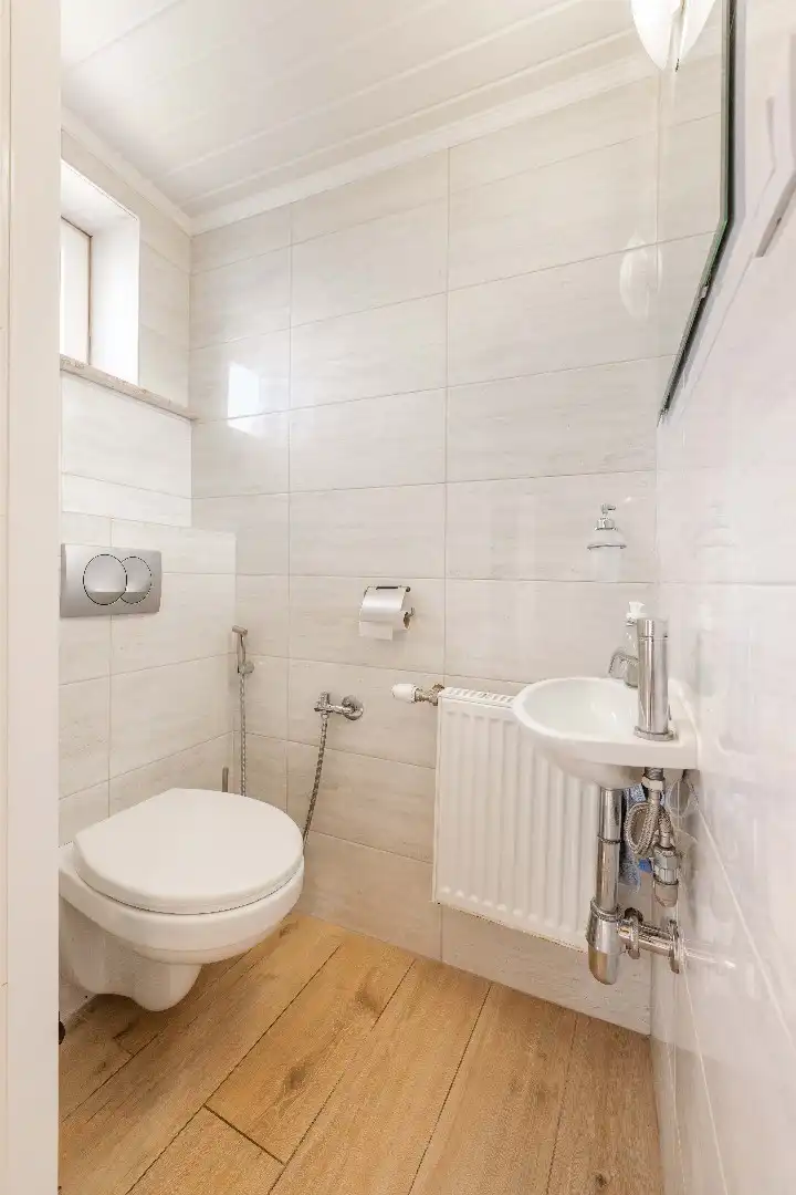 HALF OPEN BEBOUWING OP 267 m² MET GUNSTIGE LIGGING  foto 3
