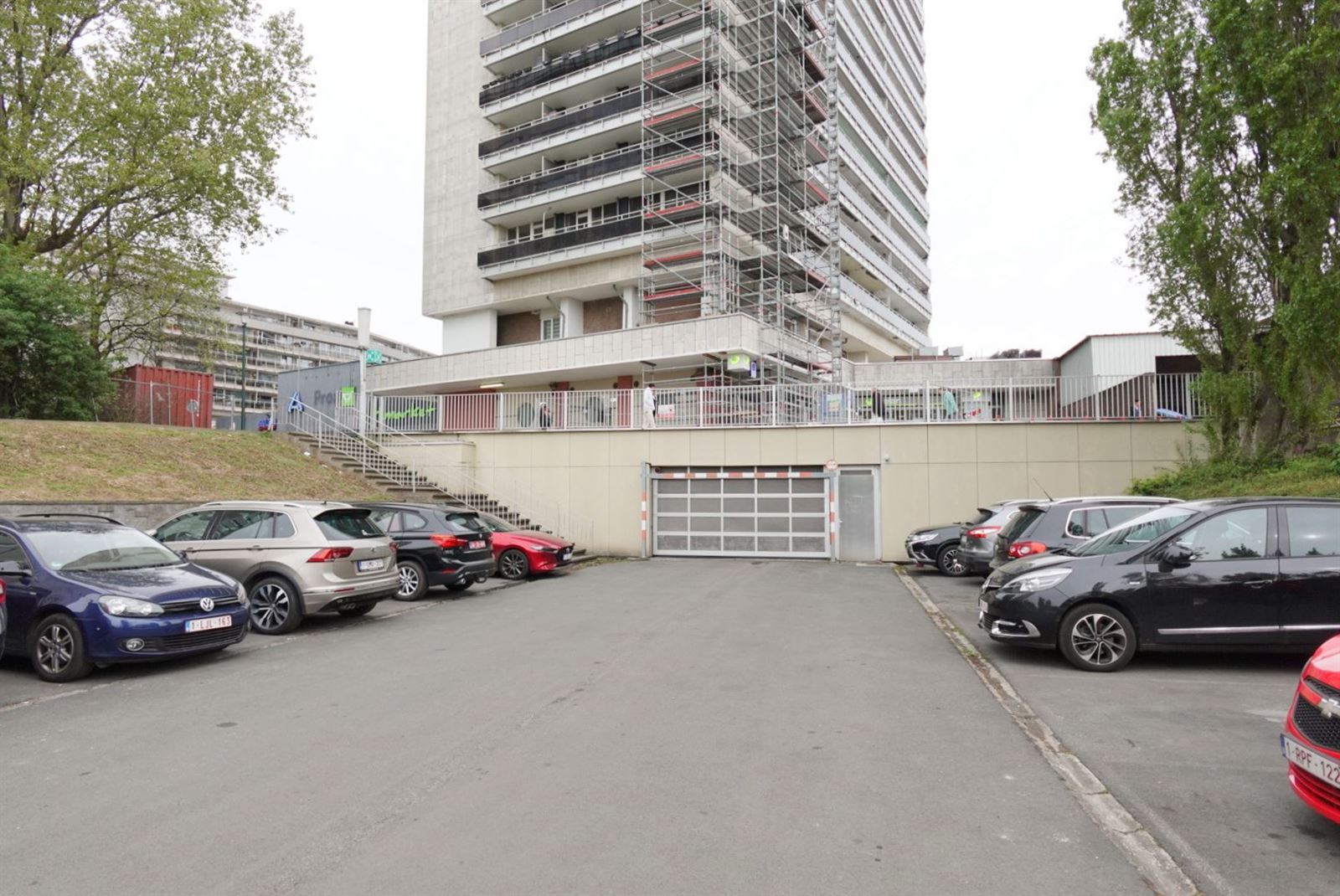 3 garages te koop in Anderlecht foto 2