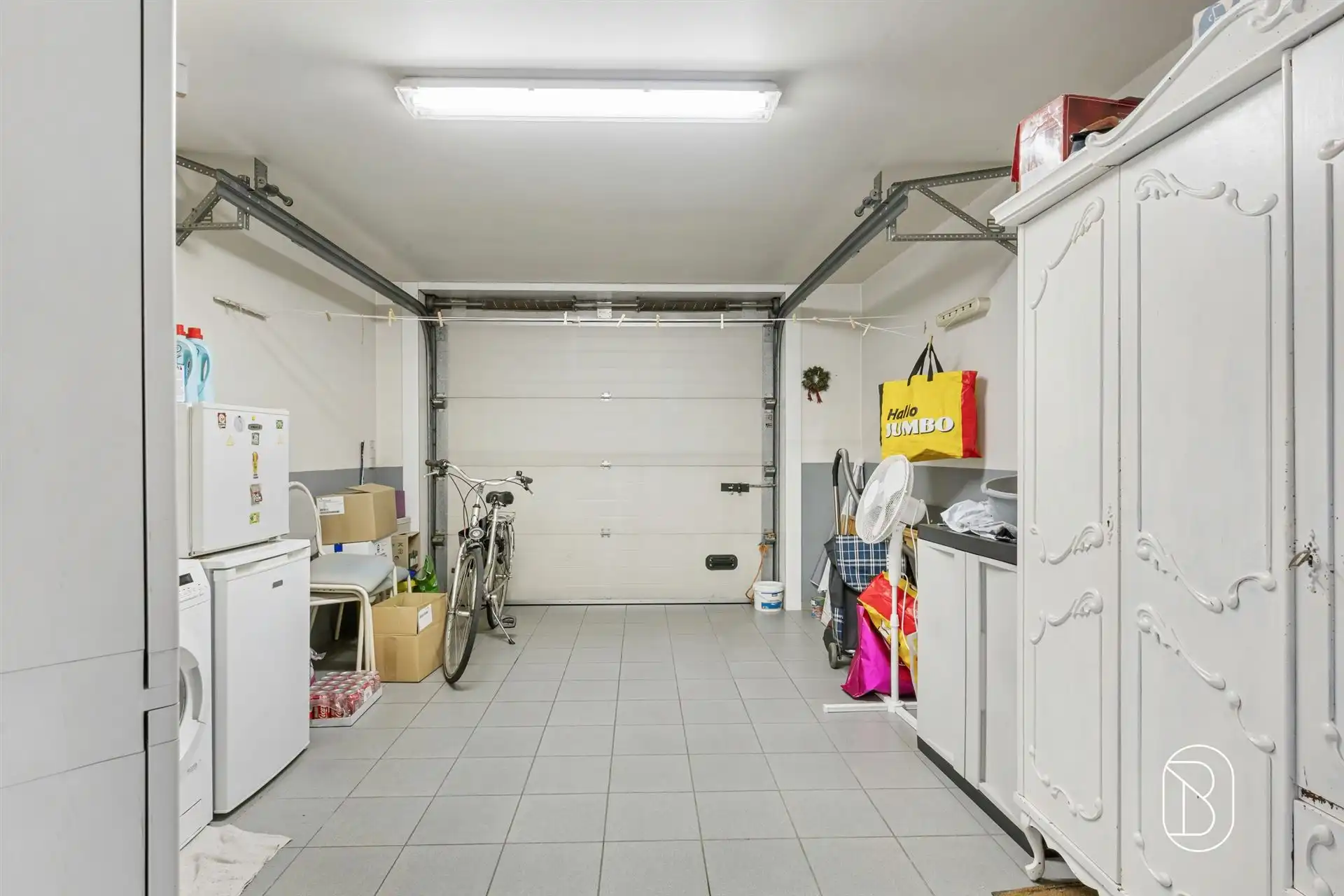 Opbrengsteigendom met 2 appartementen en 2 garages foto 6