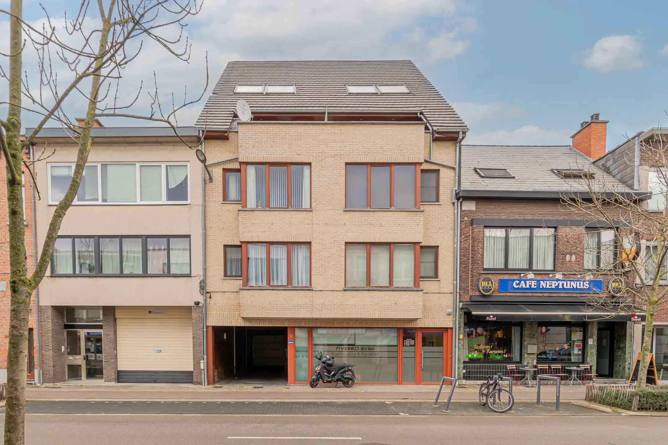 Handelsruimte/kantoorruimte te koop in centrum Willebroek foto 21