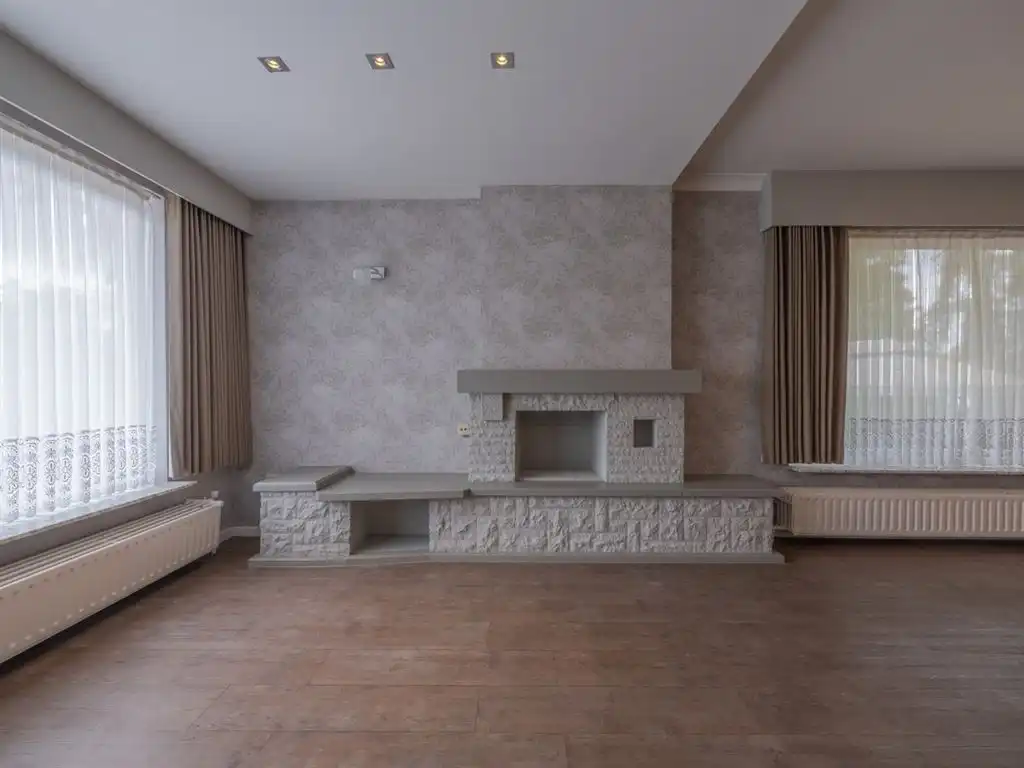 Goed onderhouden, op te frissen splitlevel woning foto 10