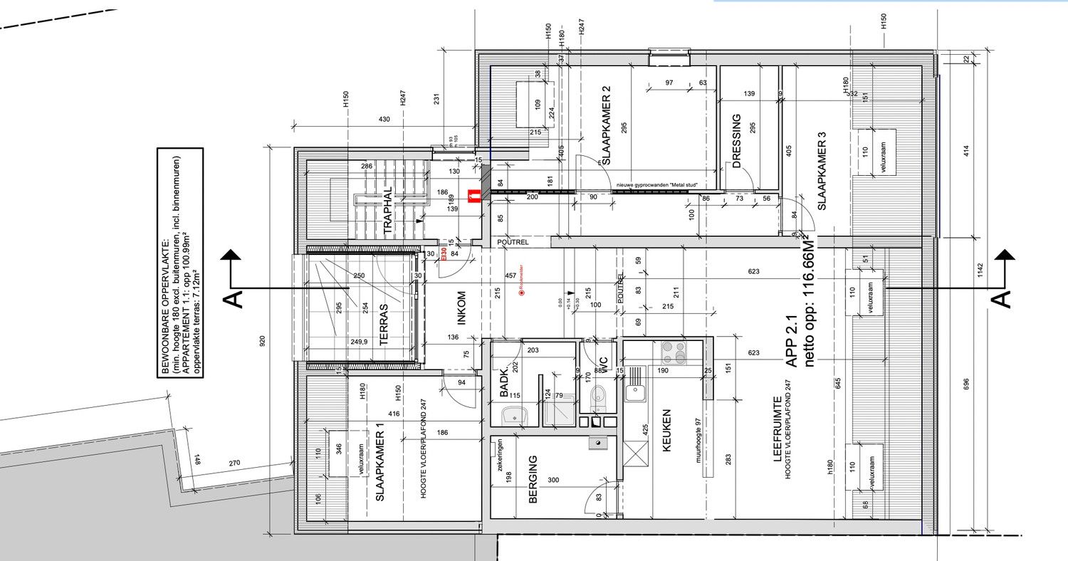 Gebouw met vergunning voor 3 appartementen en een handelspand foto 65