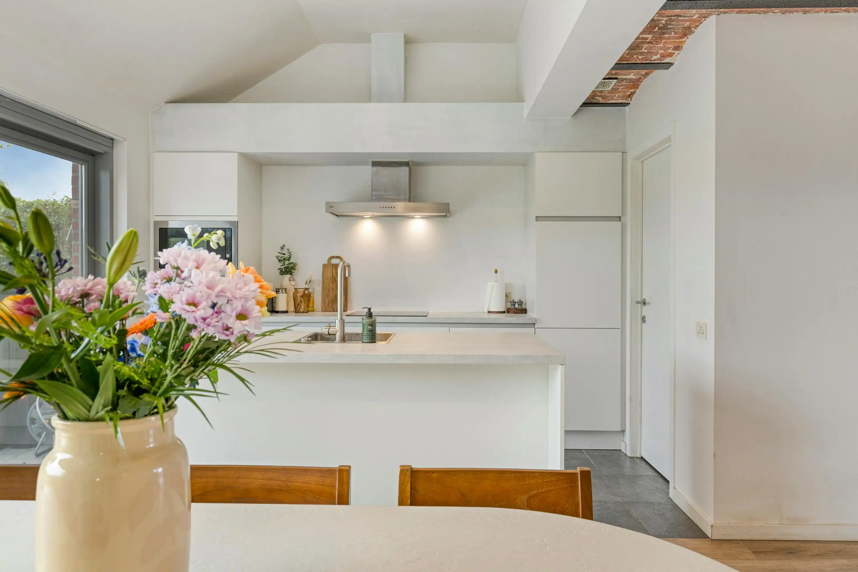 Karaktervol en energiezuinig huis te koop in Brugge foto 7