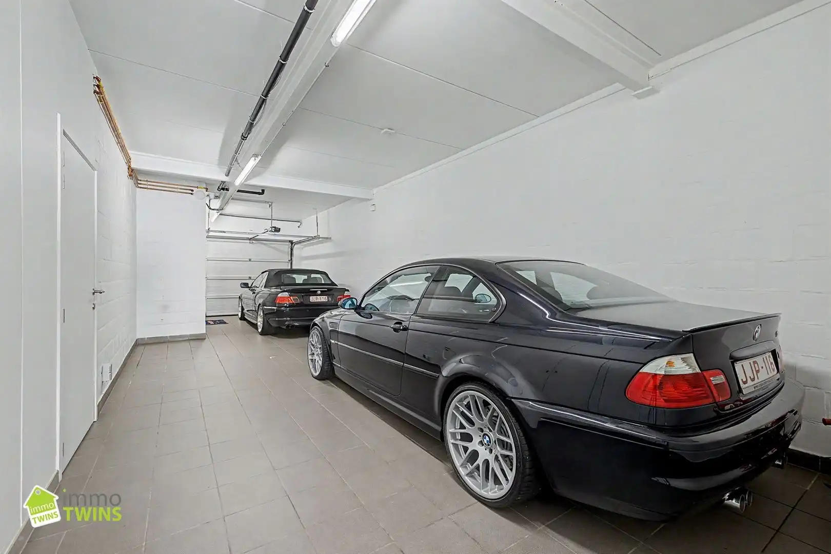 Prachtige instapklare woning met zeer ruime inpandige garage, aangelegde tuin met terras te Waasmunster foto 22