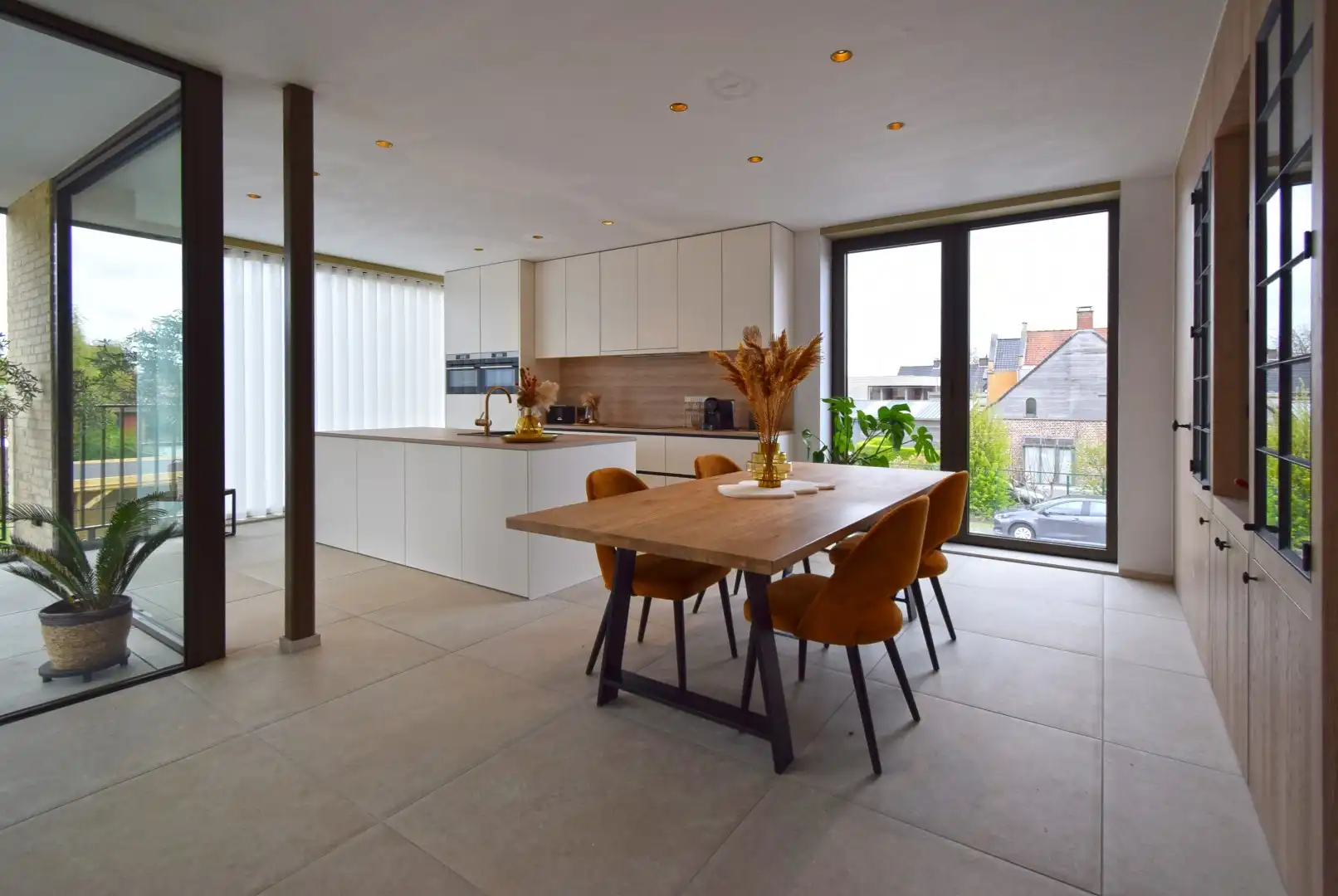 Hoogstaand en eigentijds twee slaapkamer appartement foto 5