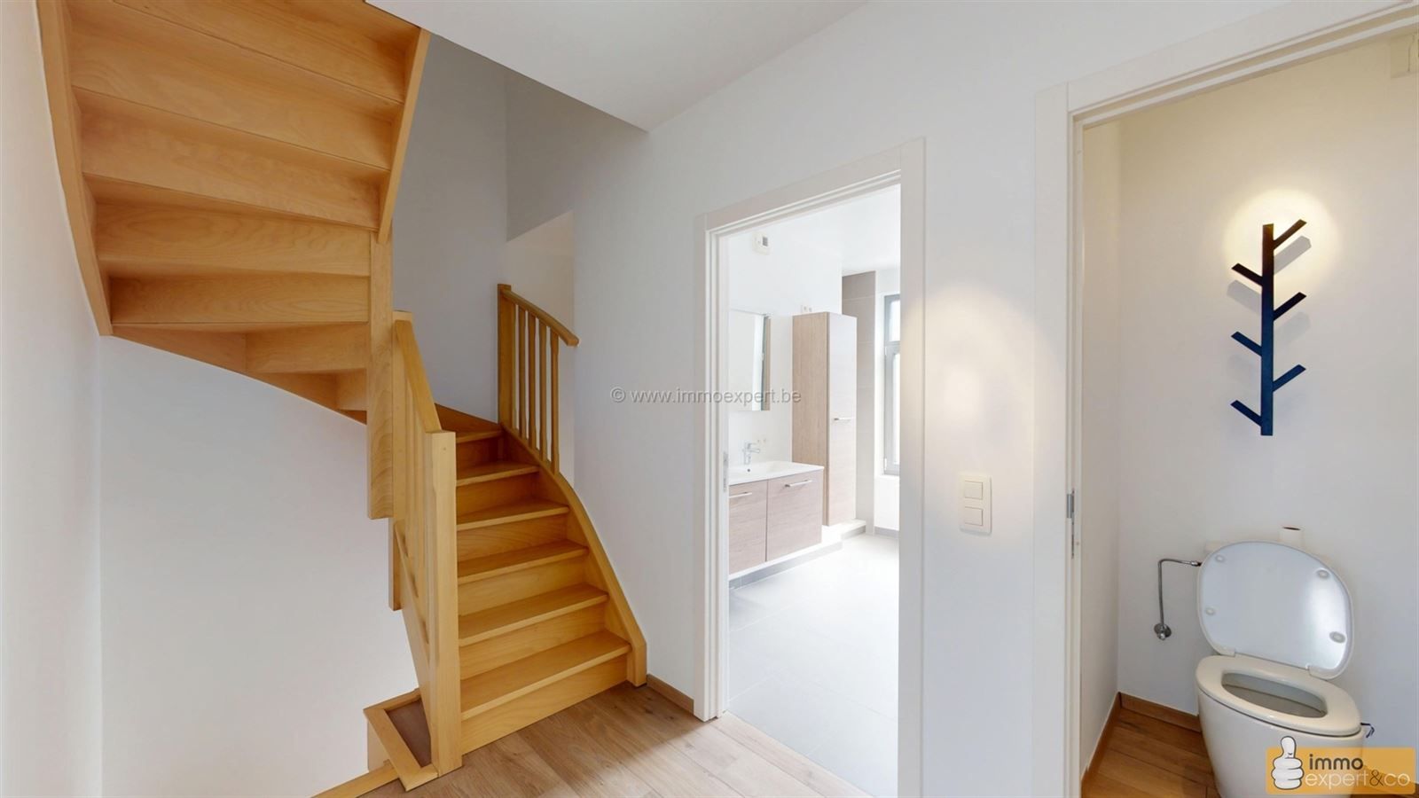 TERNAT: Woning met 2 slpks, pal in het centrum foto 10