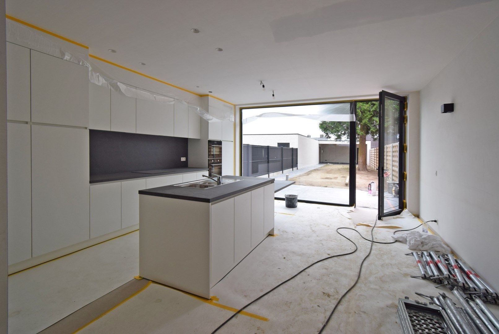 GERENOVEERDE ENERGIEZUINIGE WONING IN ARDOOIE foto 3