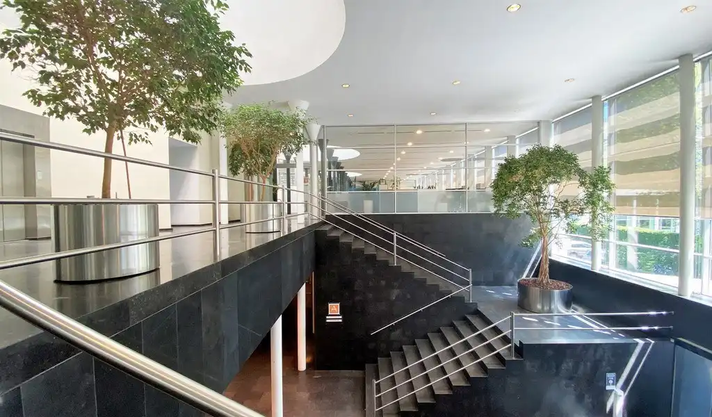 Vernieuwde kantoren te huur in Crepain gebouw aan Zuiderpoort in Gent foto 11