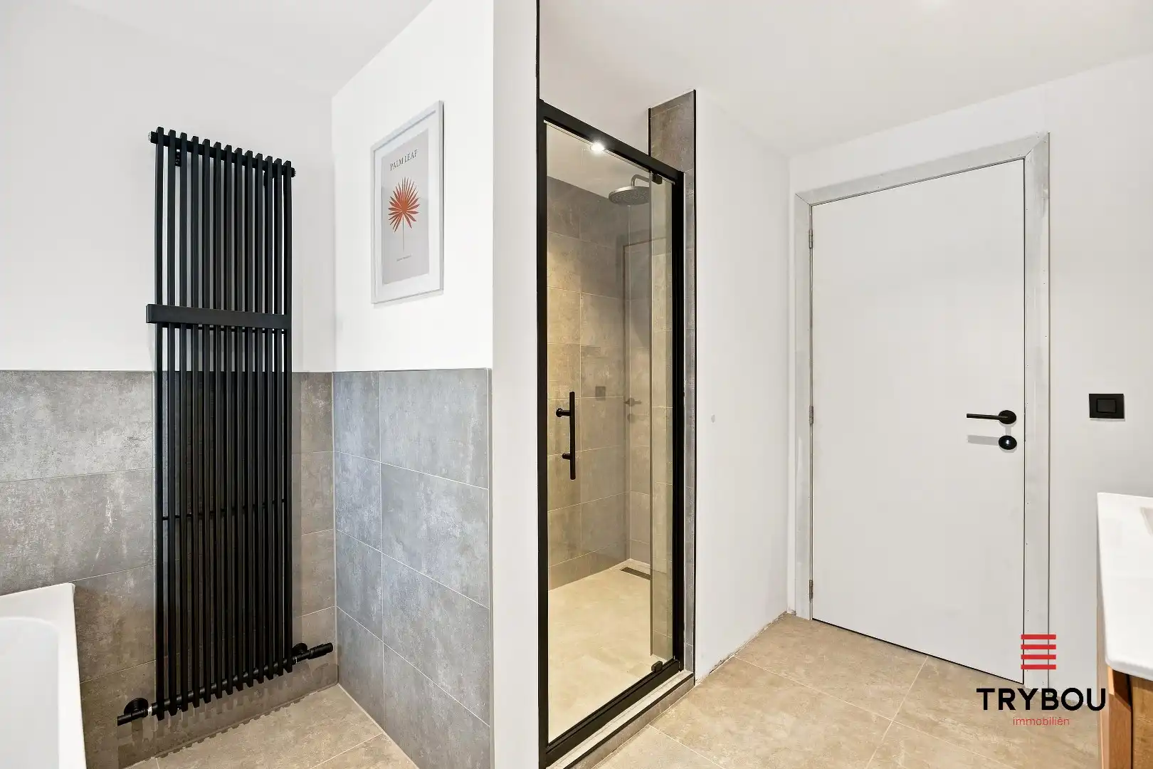 Uitstekende gelegen woning met loods en tuin!  foto 18
