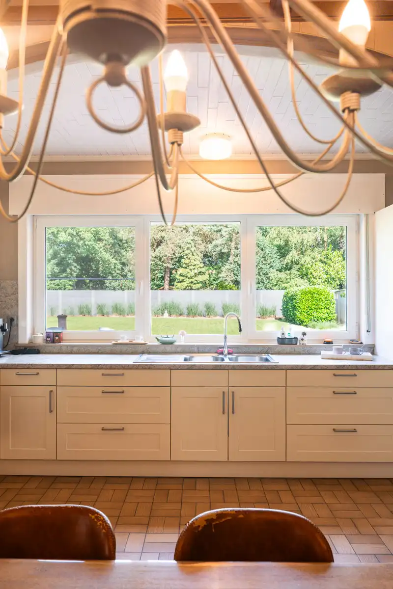 Charmante woning met prachtige tuin op een toplocatie  foto 11