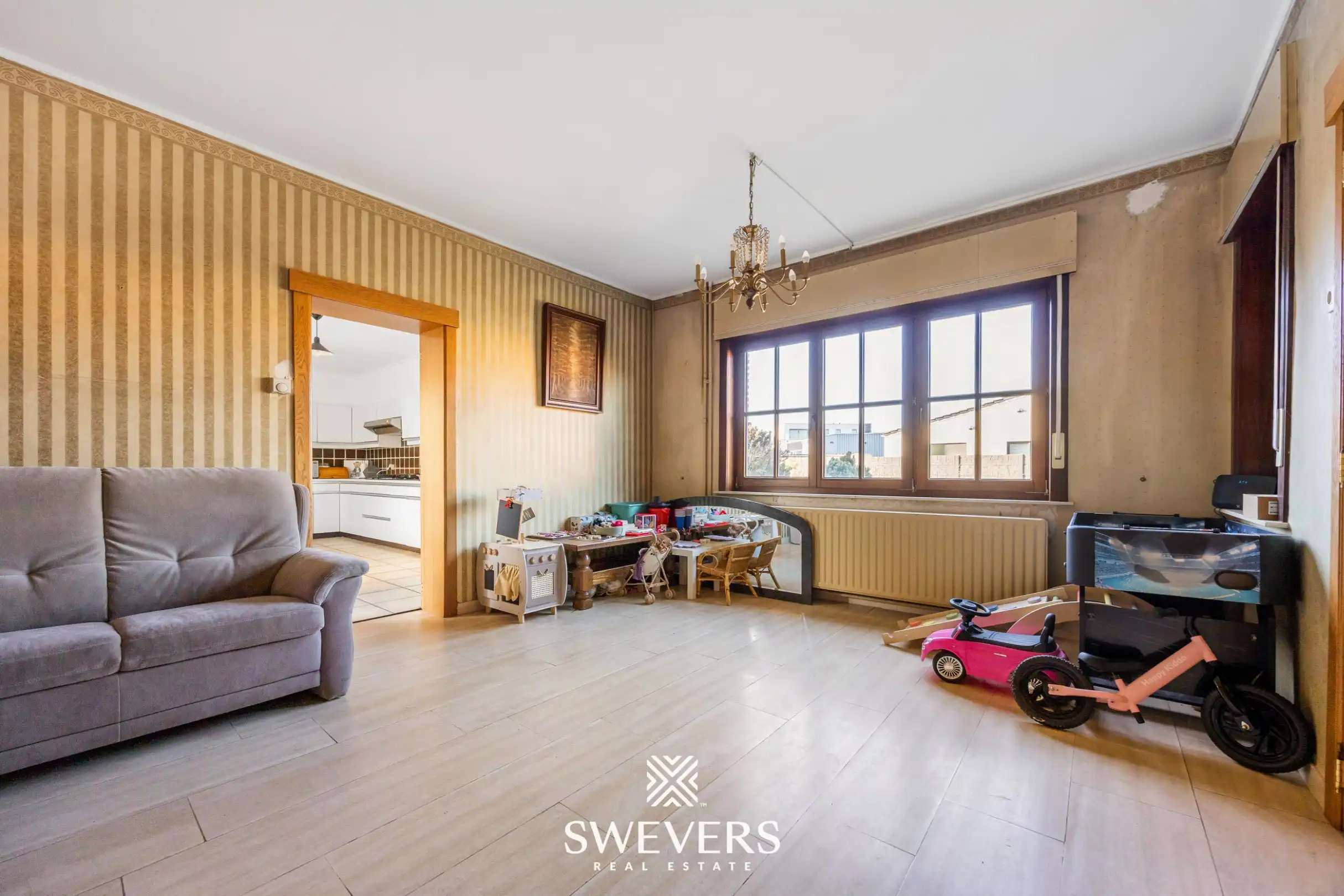 Te renoveren open bebouwing met ruime volumes en zuidgericht perceel in Heusden   foto 2