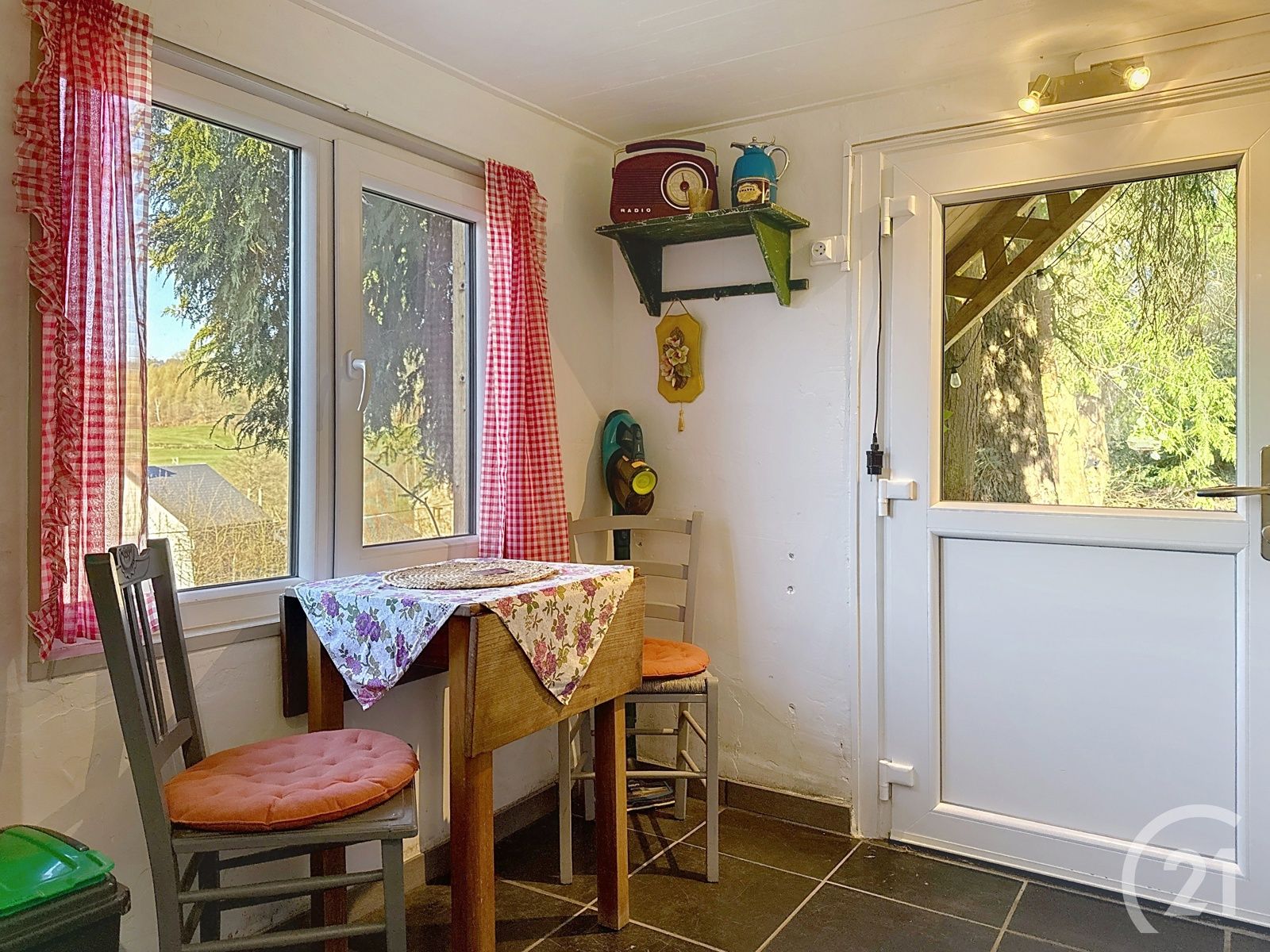Huis met vakantiewoning te koop in Vielsalm! foto 15