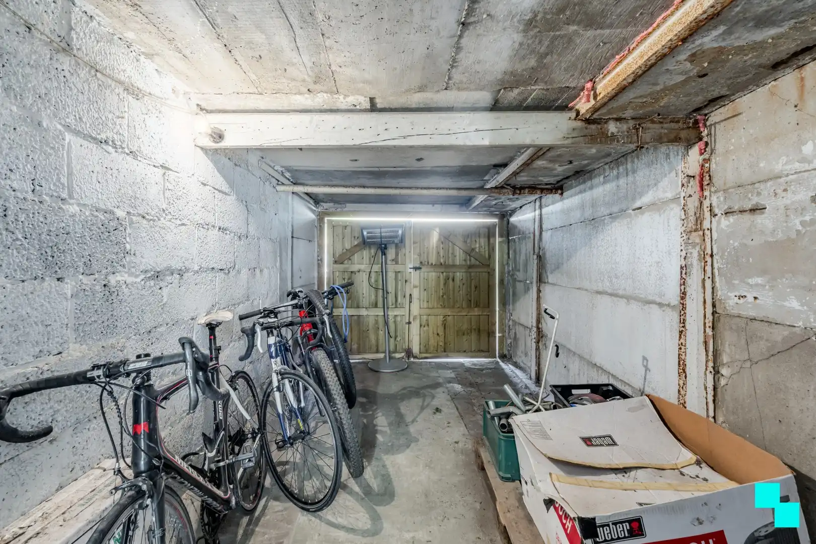 Charmante HOB met garage en leuke tuin - Roeselare foto 12
