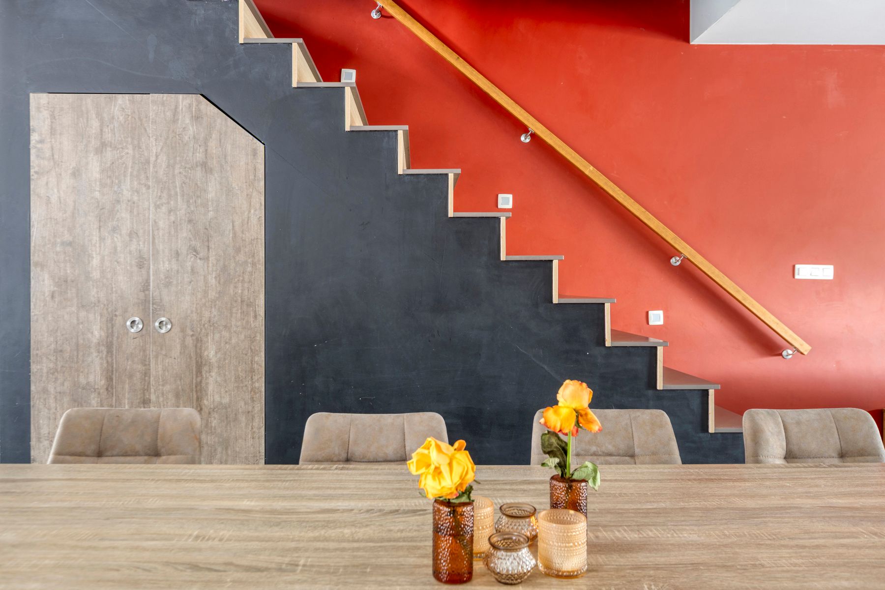 Moderne nieuwbouwwoning met 4 slaapkamers en gezellige tuin. foto 12