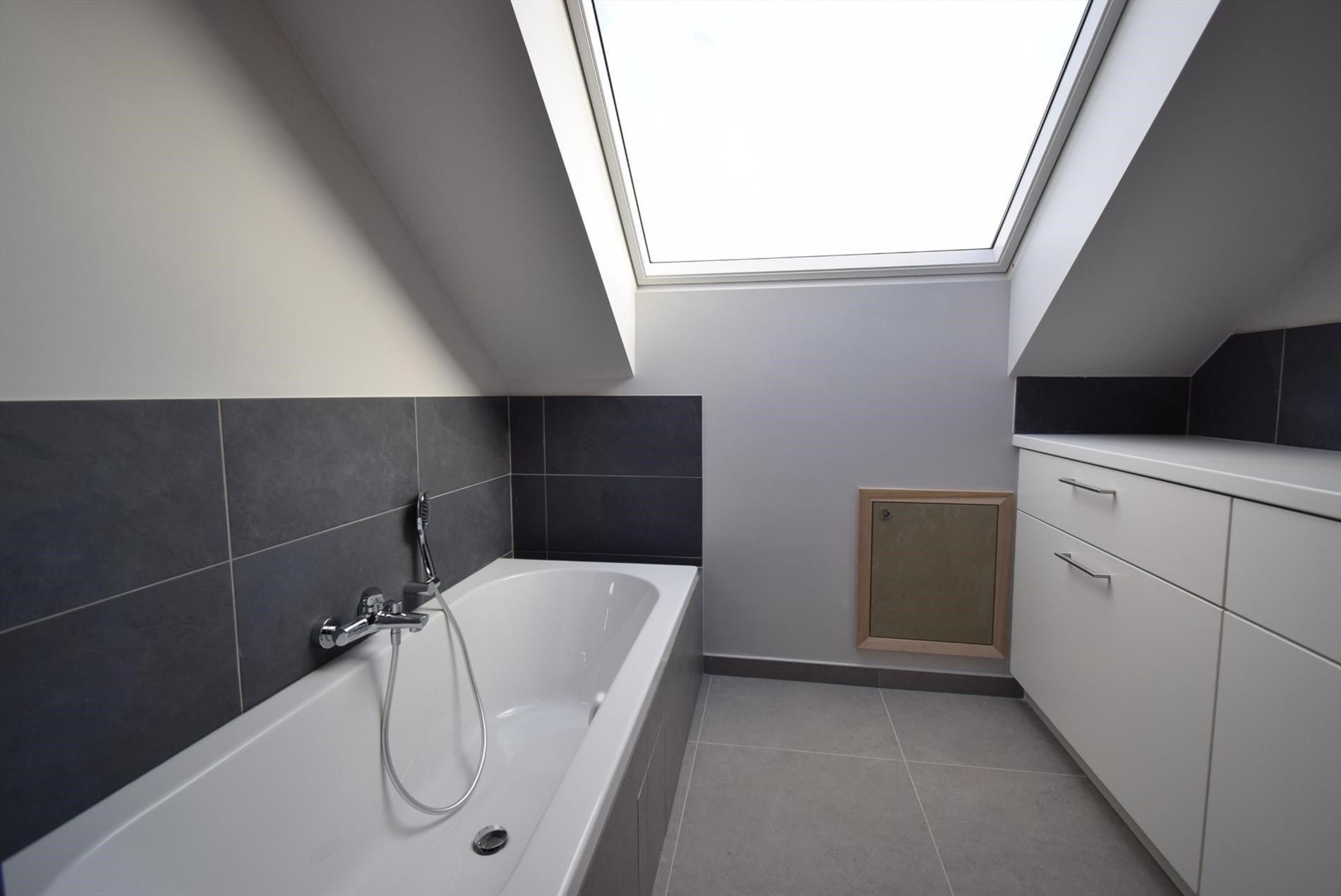 VOLLEDIG INSTAPKLARE NIEUWBOUWWONING MET ZONNEPANNELEN foto 7