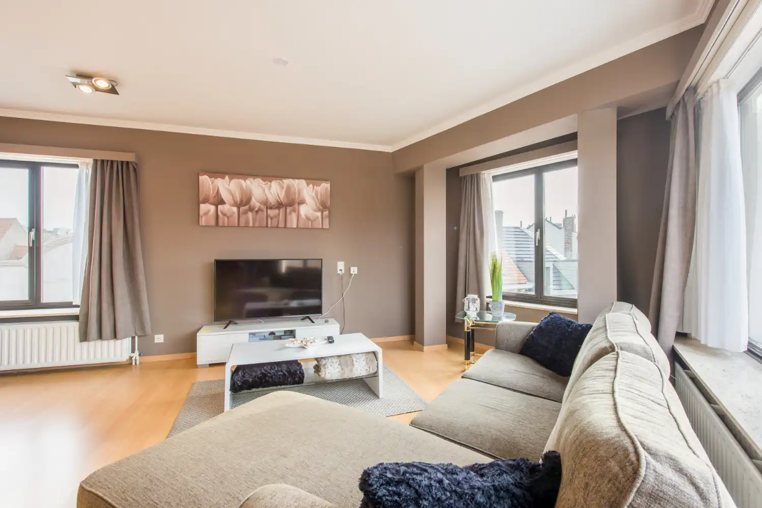 Instapklaar twee slaapkamer appartement in het hartje van Blankenberge foto 3