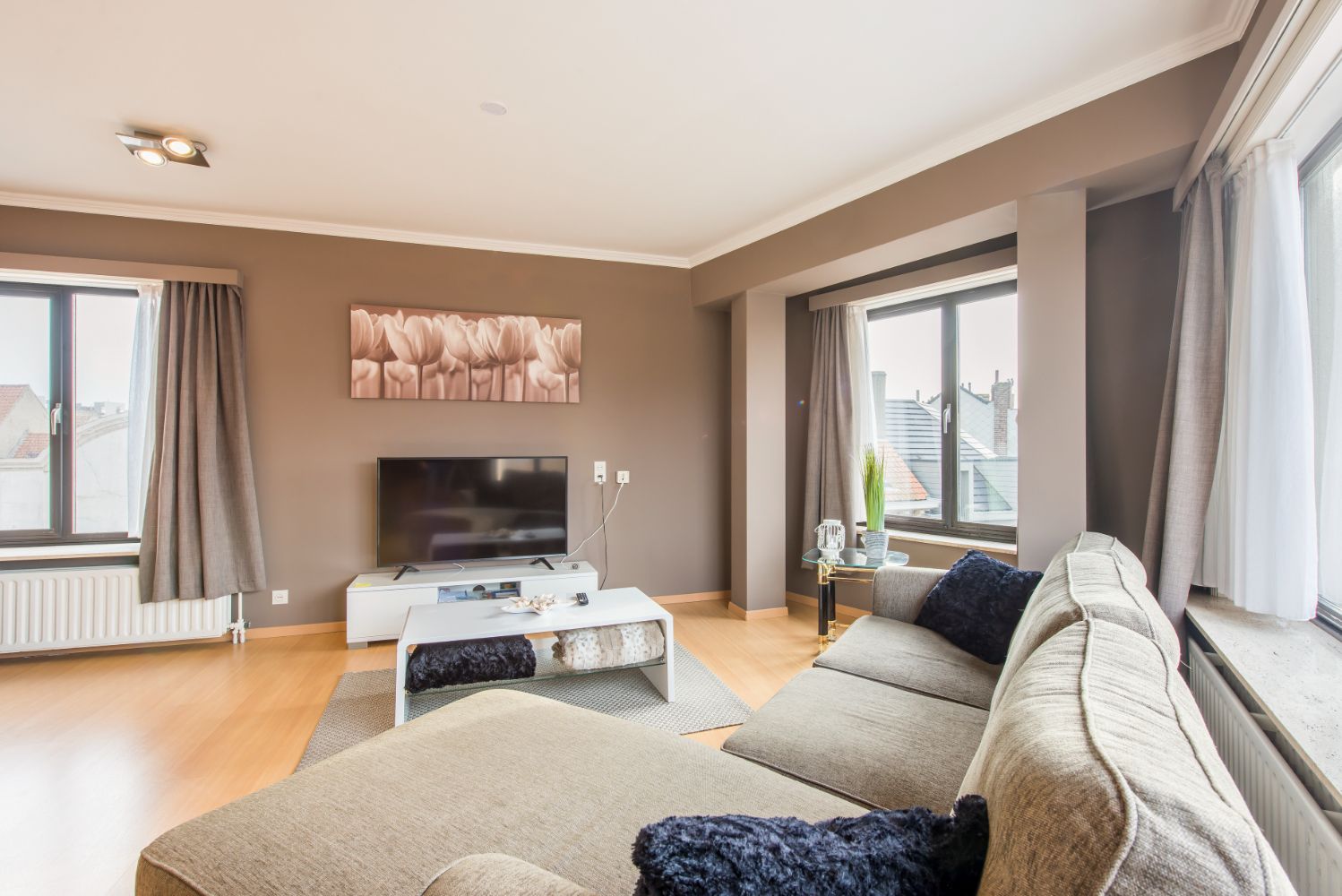 Instapklaar twee slaapkamer appartement in het hartje van Blankenberge foto 3