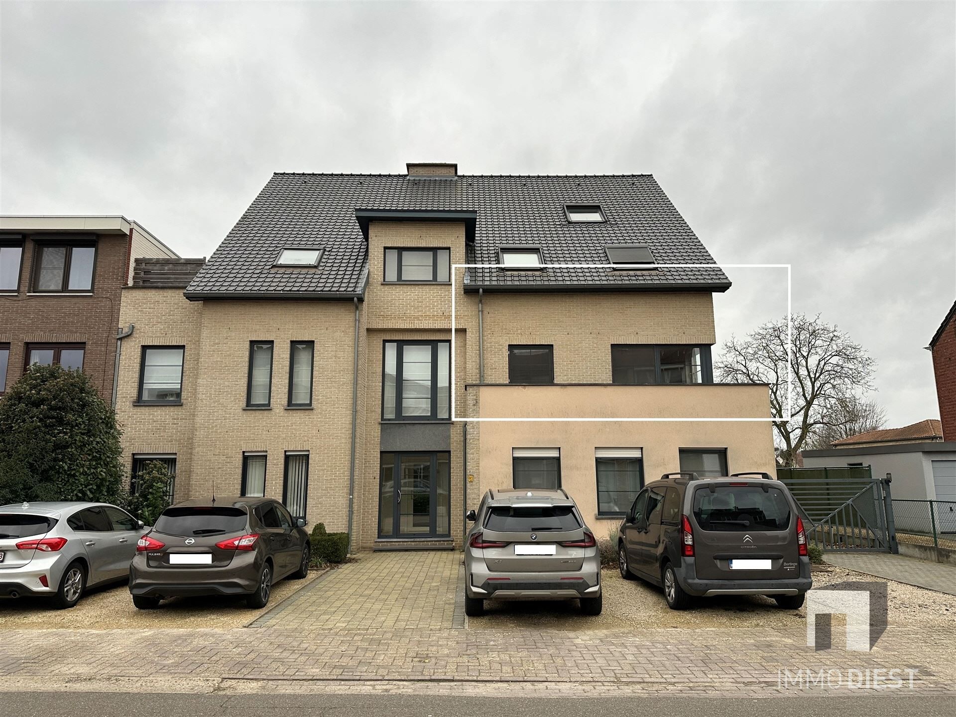 Hoofdfoto van de publicatie: Appartement met 2 slpks, groot terras en garage