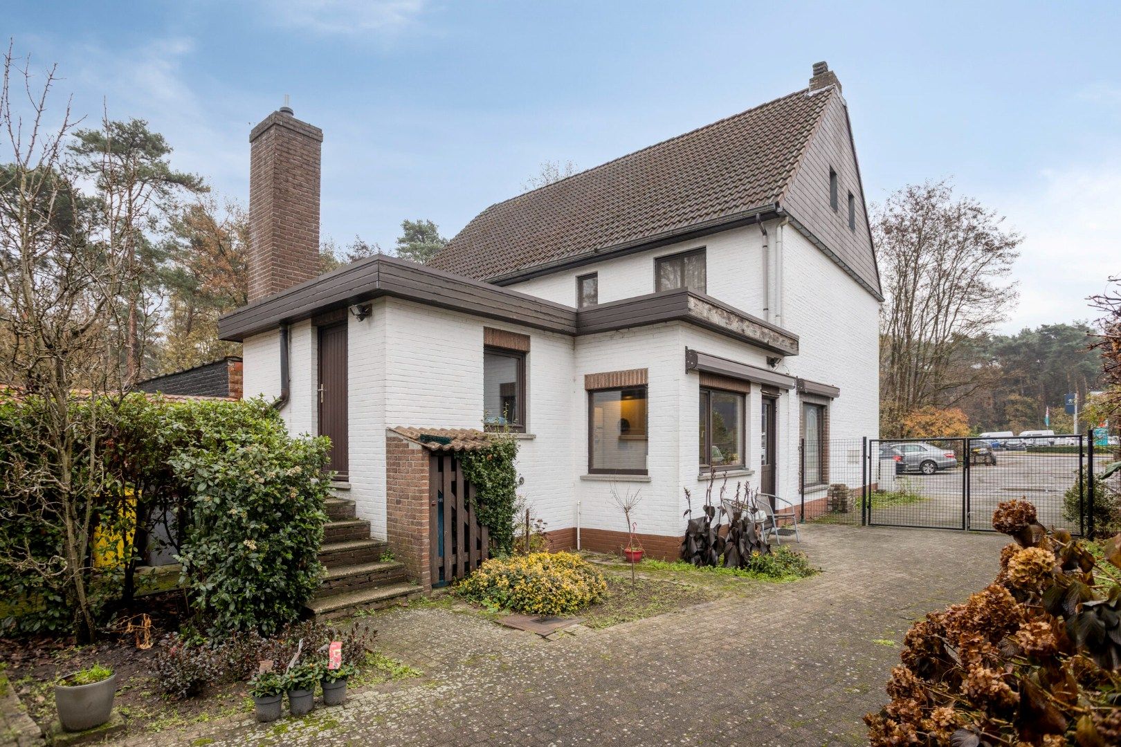 Instapklare charmante woning met 4 slpks, gelegen op een perceel van 438m² !  foto 16