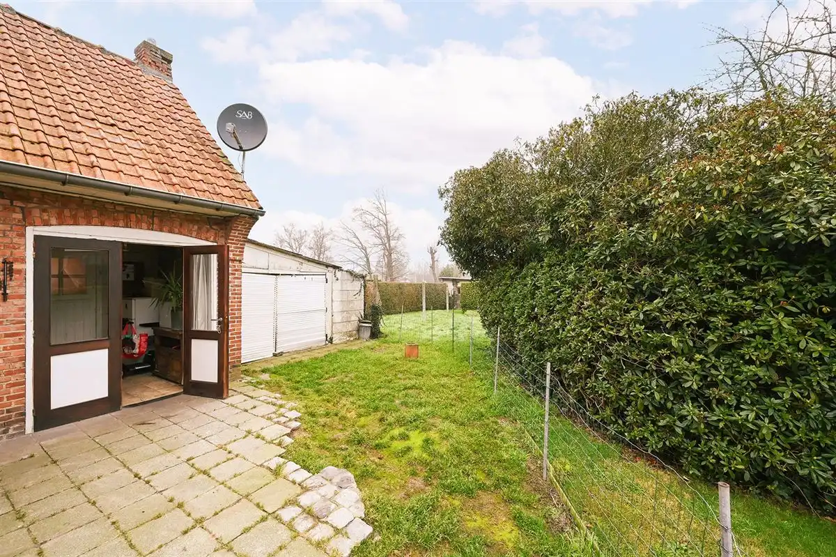 Projecteigendom met afbraak- of renovatiepotentieel in Sinaai foto 5