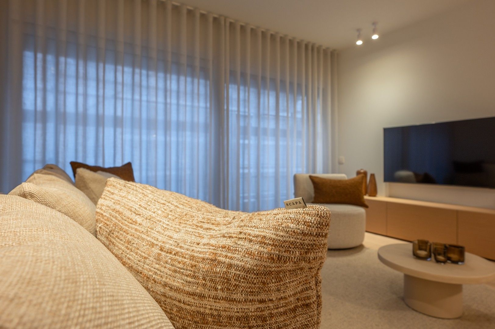 Instapklaar 3-slaapkamer appartement met terras nabij de Zeedijk. foto 9