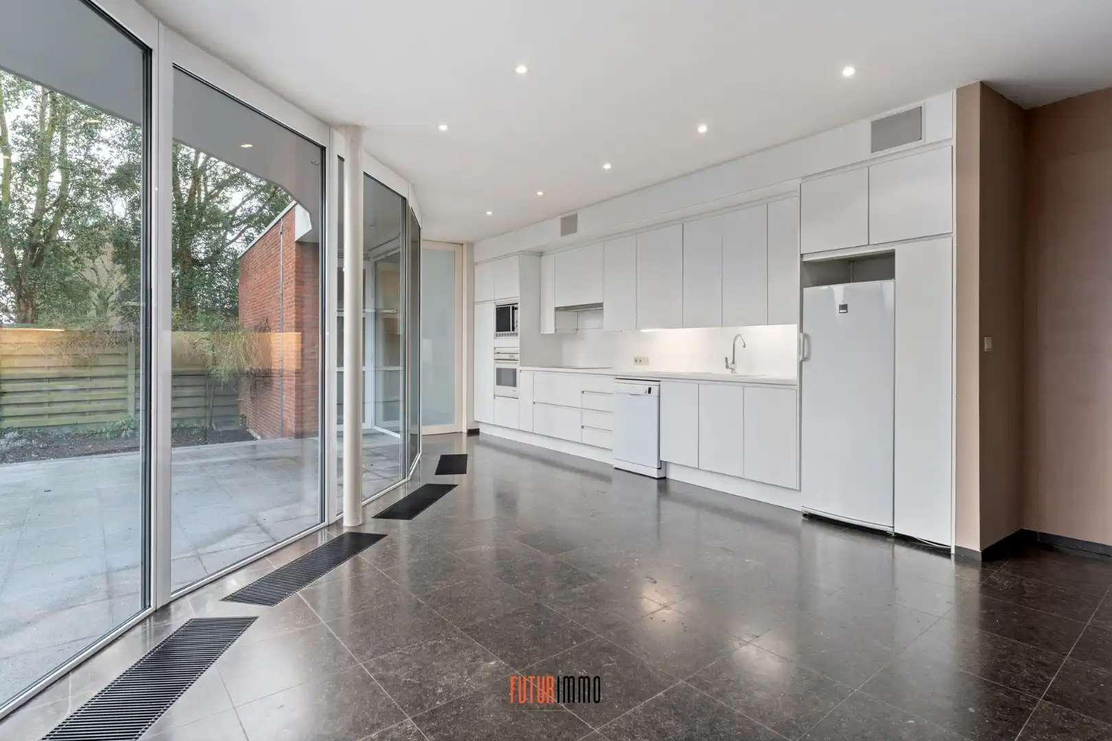 Karaktervolle hoekwoning in Rumbeke foto 13