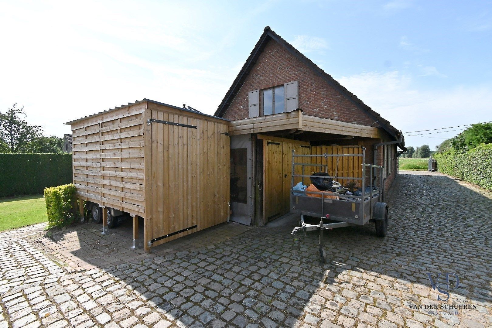 Instapklare woning (2427m²) met stallen. foto 42