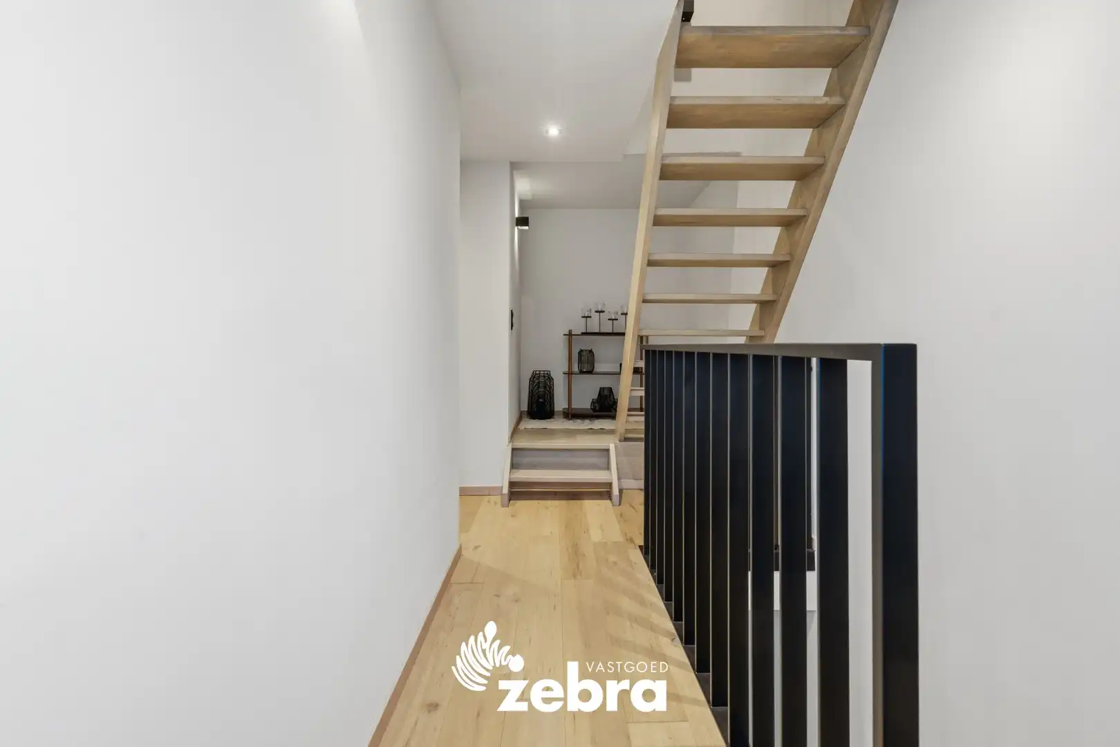Instapklare woning met loods van ± 250 m² te Ingelmunster! foto 16