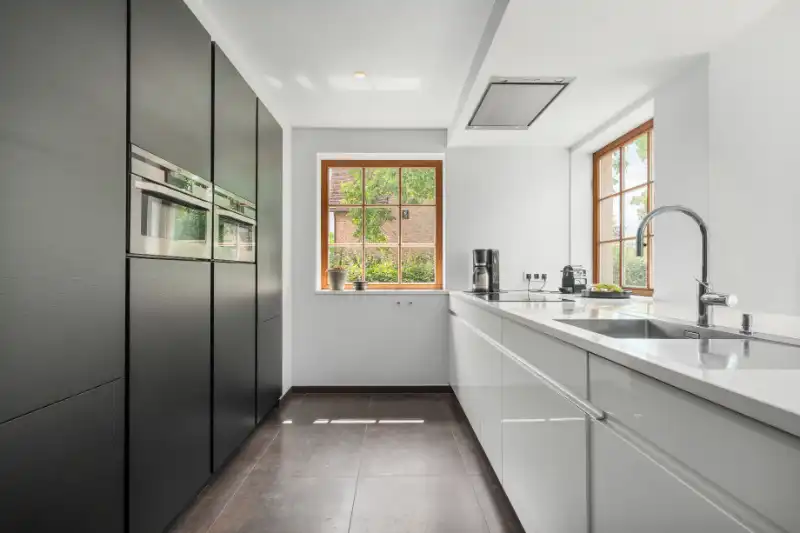 --- NIEUW --- Exclusieve instapklare villa te Drongen (verkoop onder registratierechten) foto 18