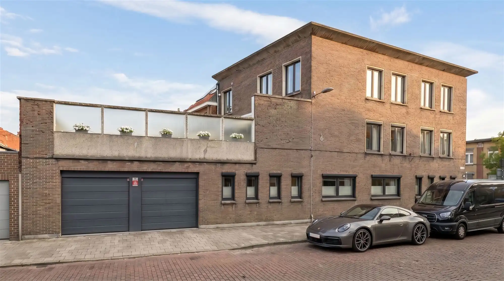 Prestigieuze woning met gelijkvloerse kangoeroewoning. foto 23