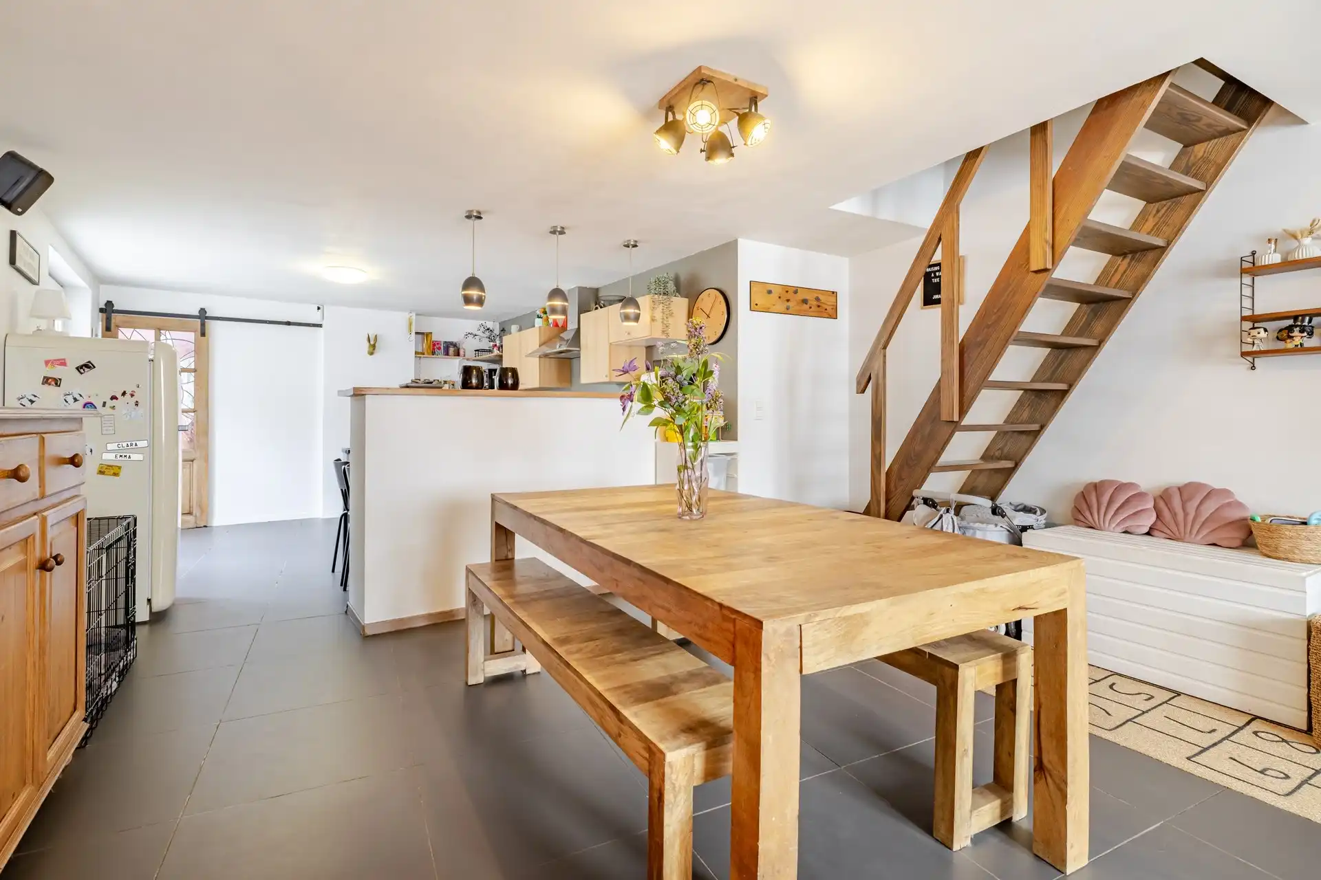 Charmante woning met grote buitenruimte! foto 8