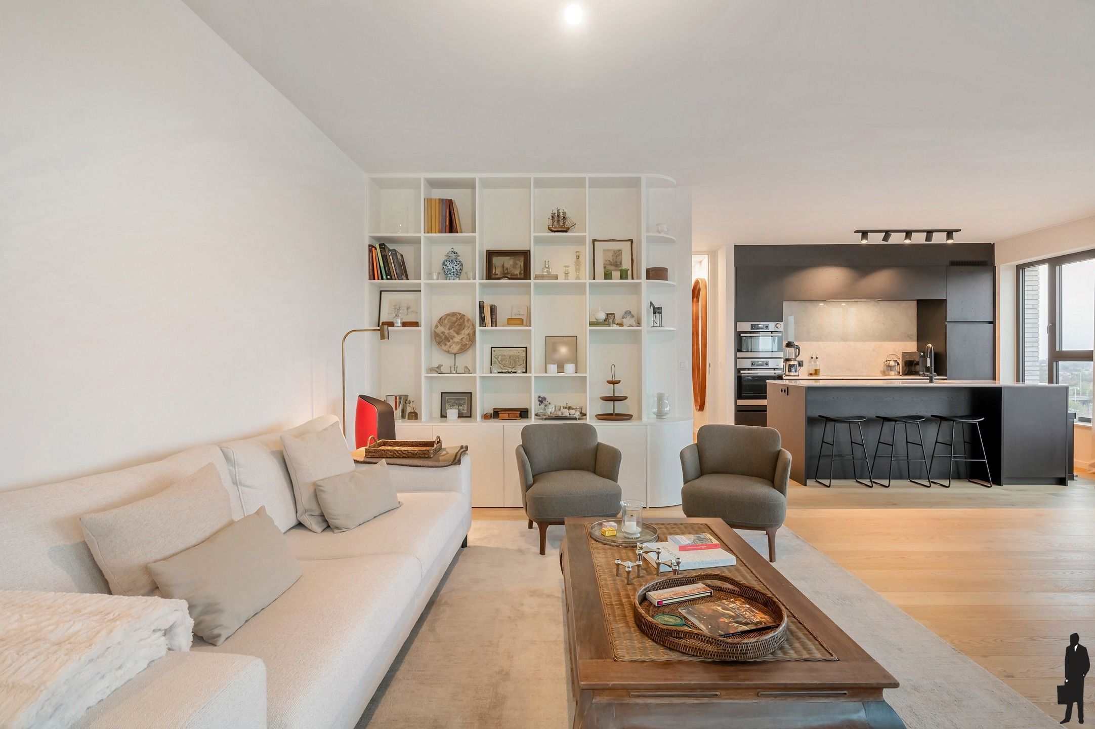 Exclusief hoekappartement op de 11de verdieping met terras en prachtige zichten.  foto 10