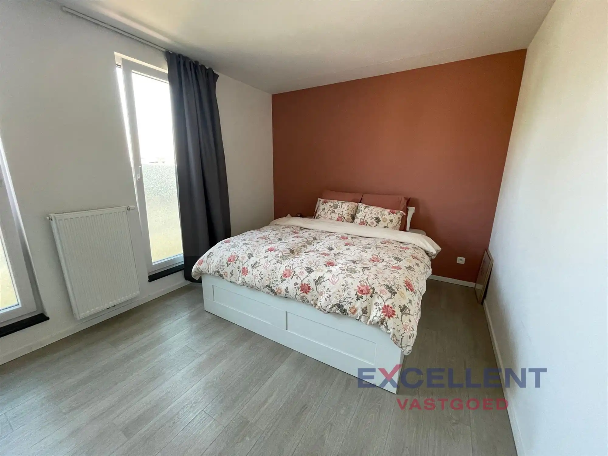 Energiezuinig 2-slaapkamerappartement te Deinze te huur foto 6