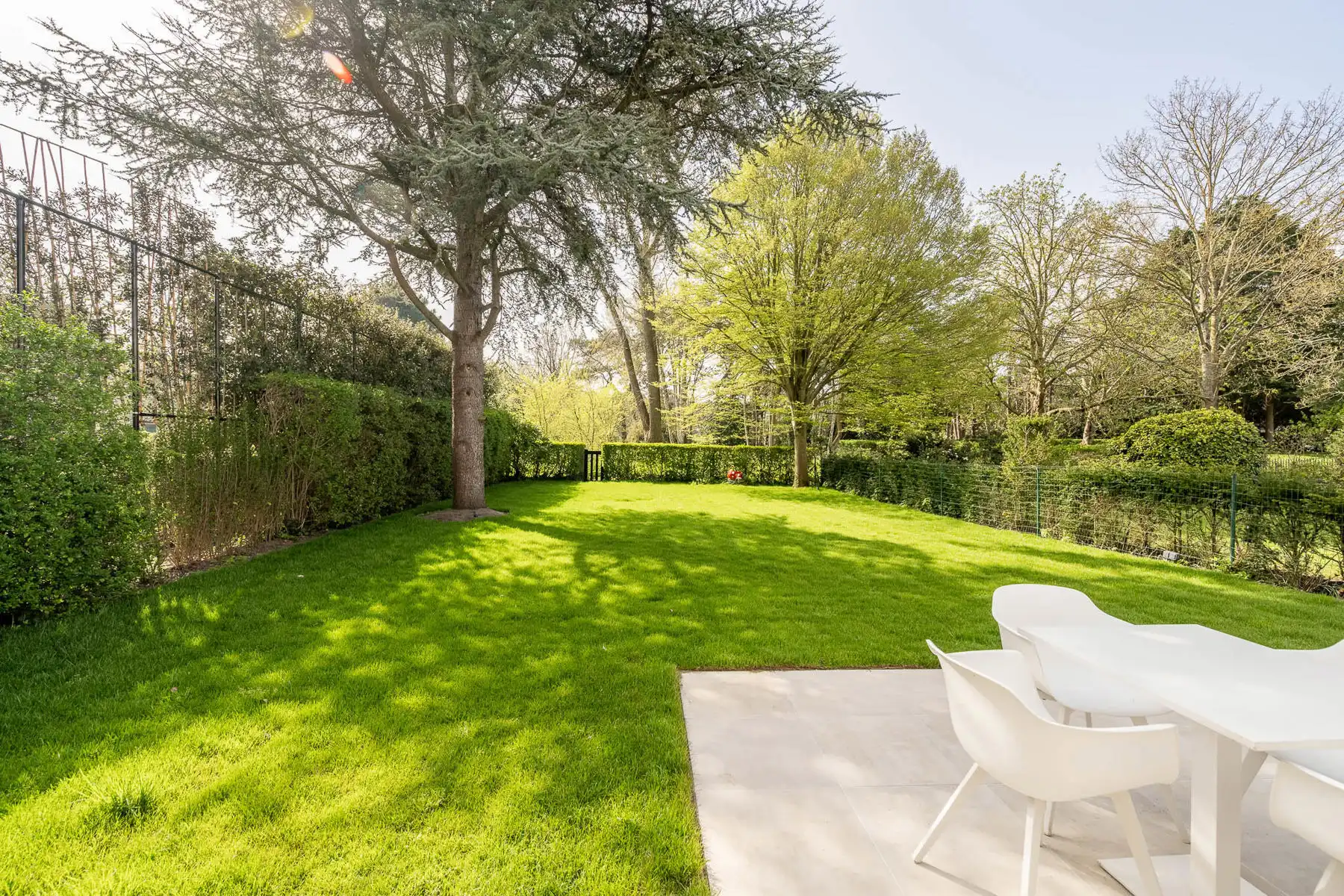 Gerenoveerde, ongemeubelde koppelvilla met zuidgerichte tuin palend aan de golf - Zoute foto 4