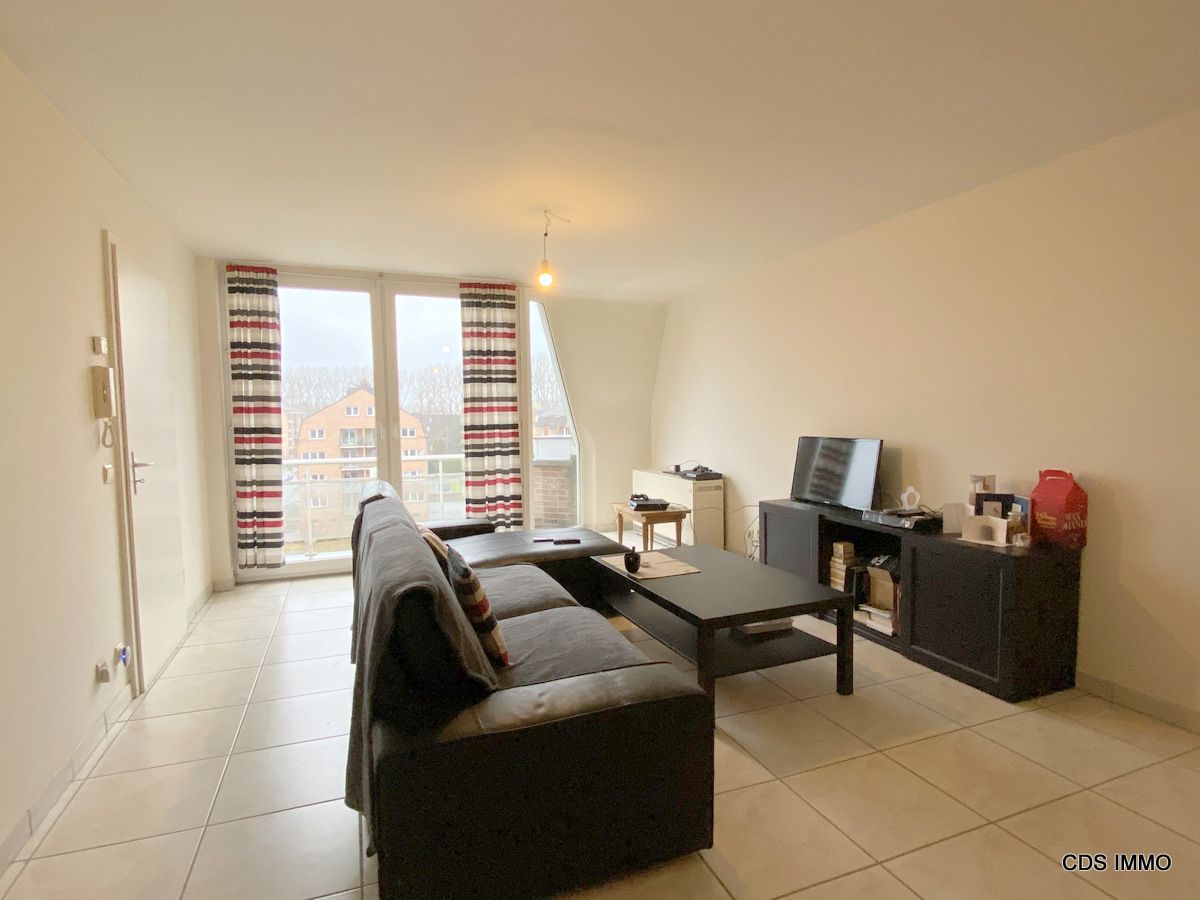 APPARTEMENT TEGENOVER HET SPEELPLEIN ! foto 3