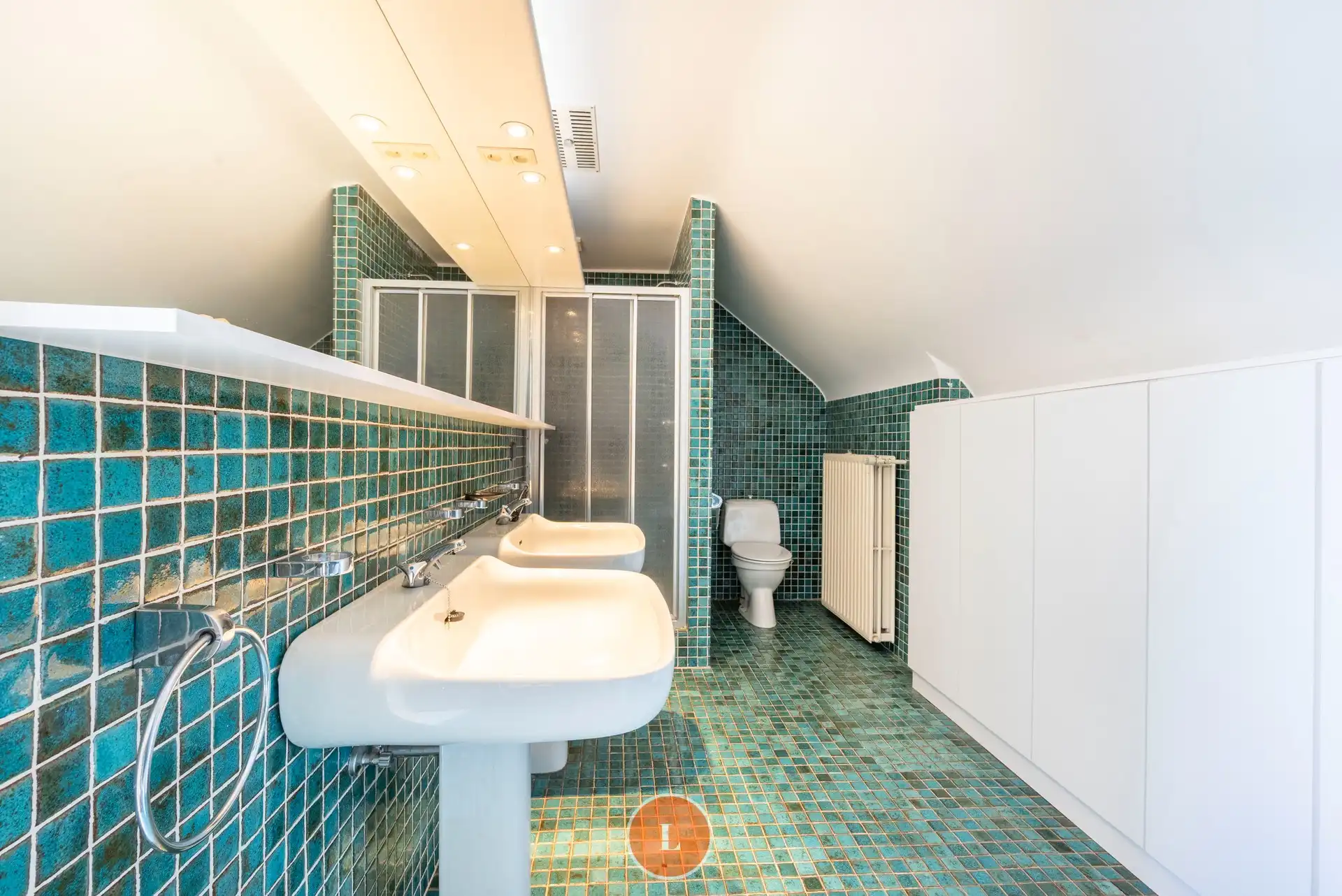 Villa met praktijkruimte en vijver op 1349m² foto 16