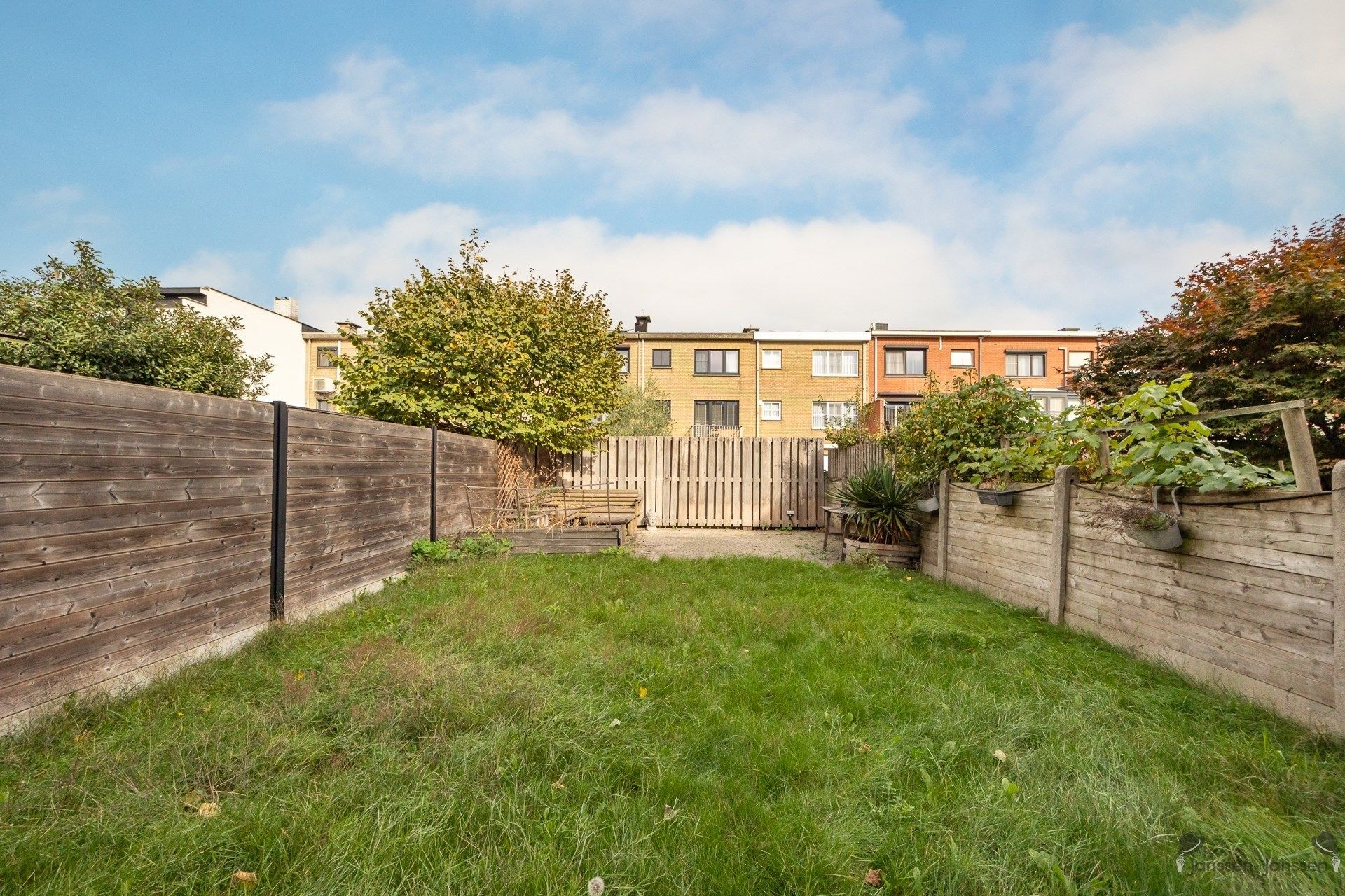Prachtige en ruime gezinswoning in Stabroek met veel licht en een moderne afwerking. foto 20