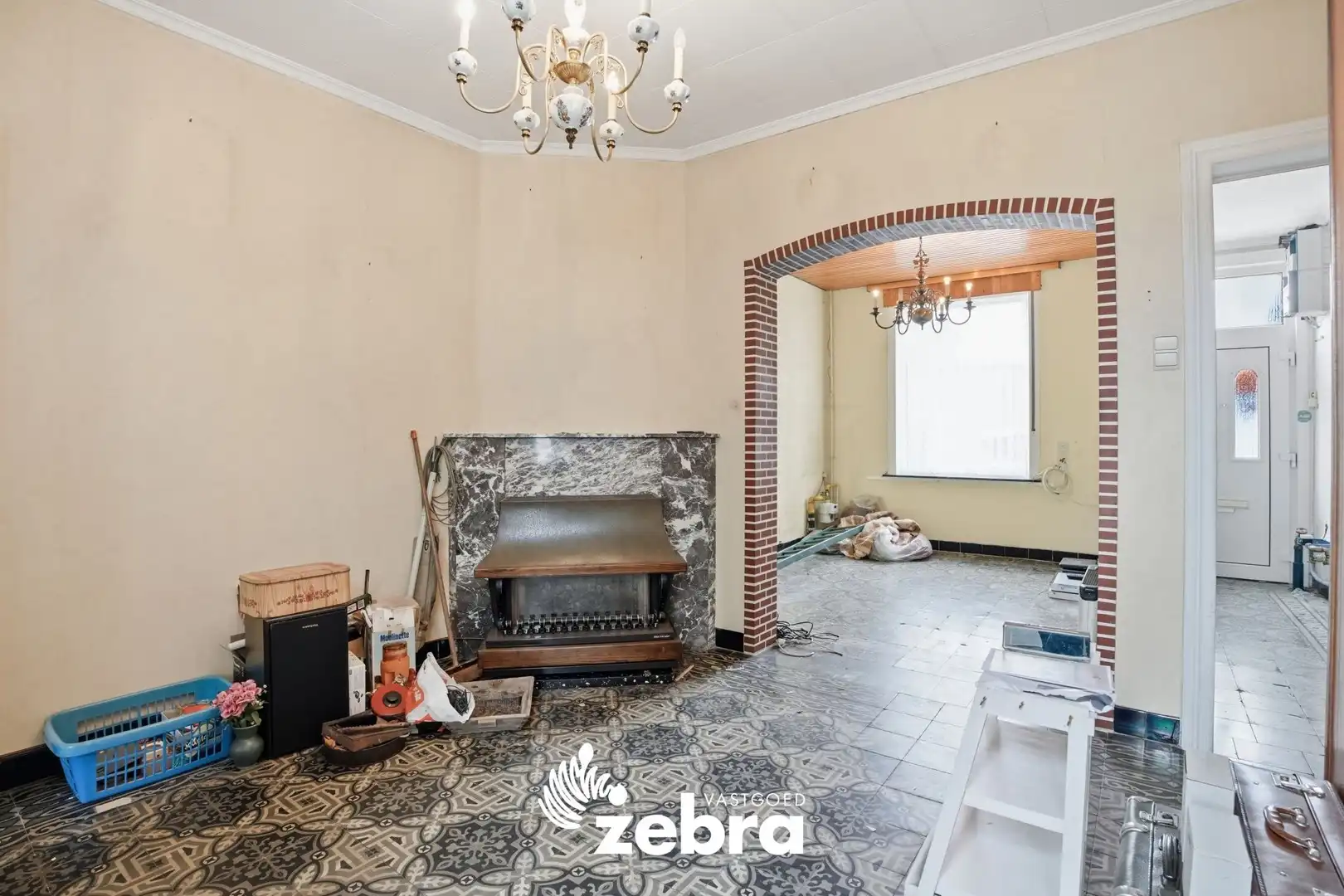 Te renoveren woning met tuin op centrale ligging in Tielt! foto 4