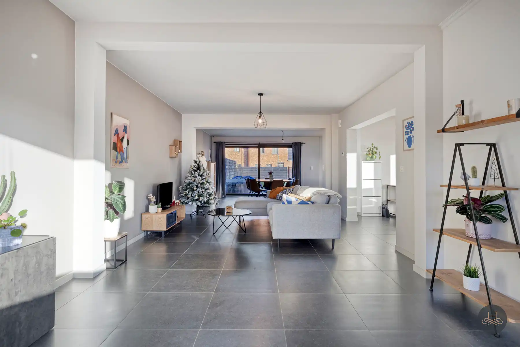 Recent gerenoveerde woning met 3 slaapkamers en ruime tuin foto 5