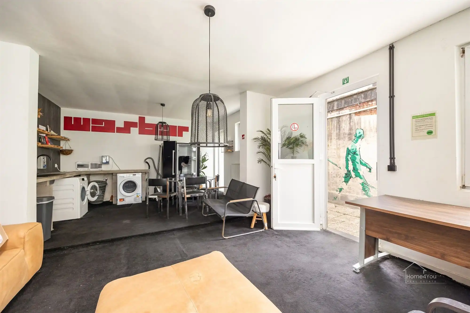 Gezellige studio vlakblij Antwerpen Centraal! foto 8