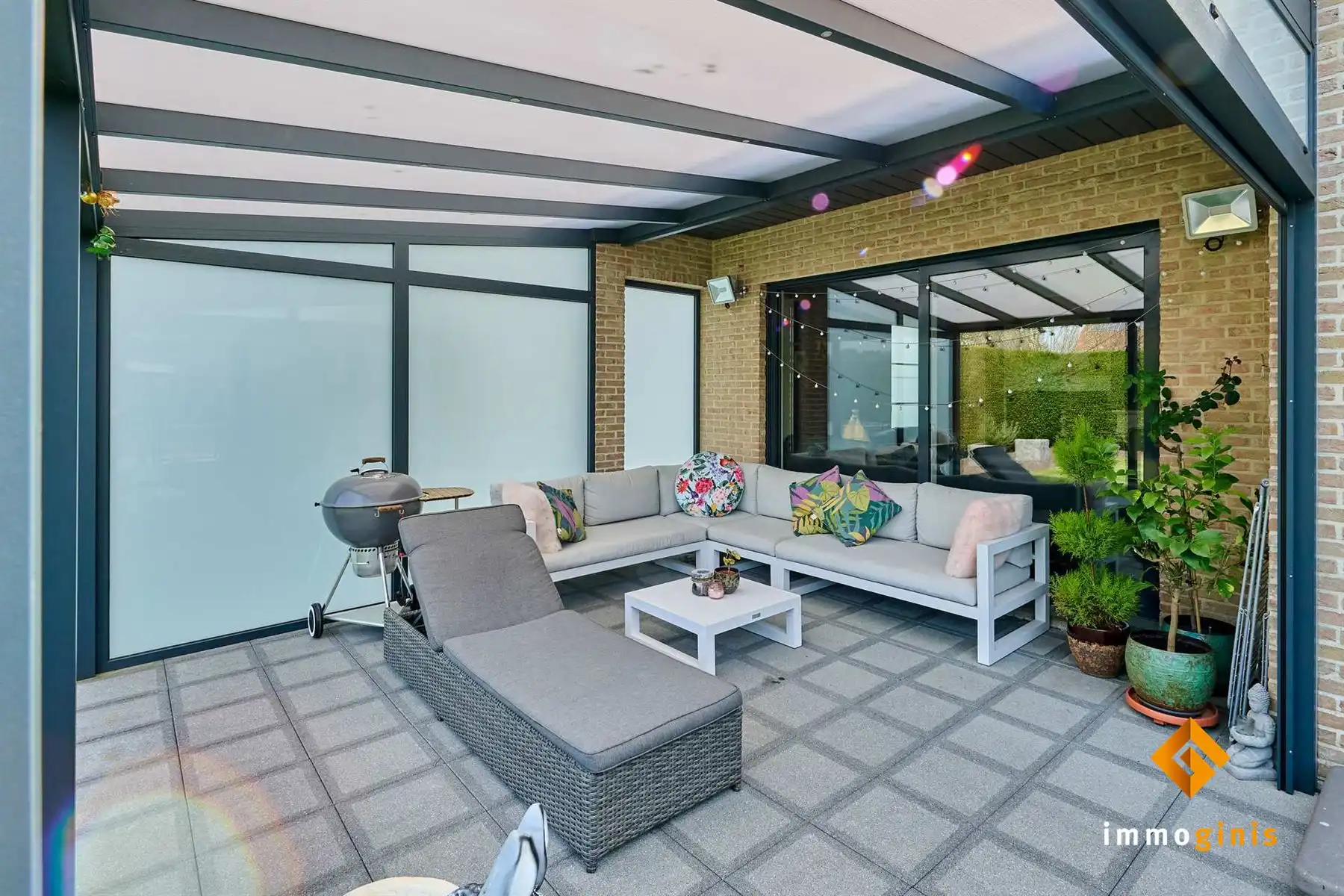 Luxueuze woning met 3 tot 5 slaapkamers en zéér grote, vrijstaande garage op een mooi perceel van 9a60ca. foto 29